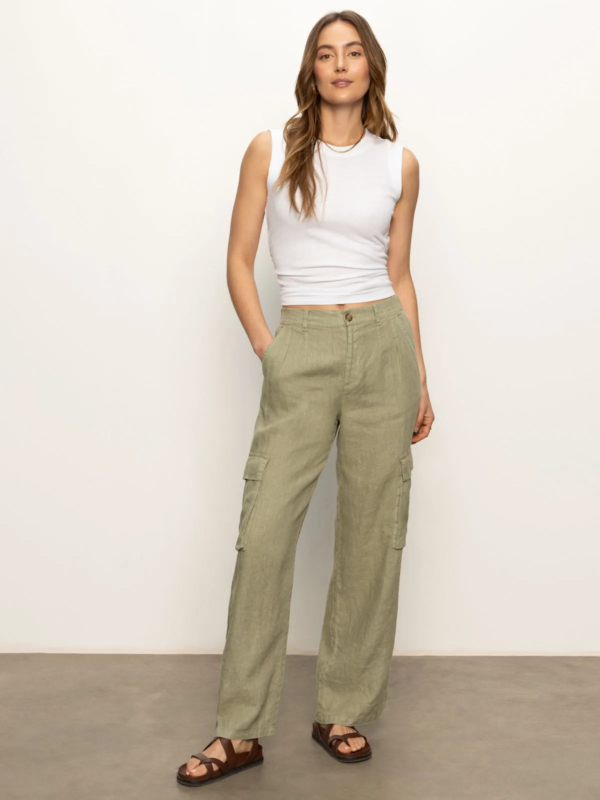 OrganicCotton Structured fabric Hopper Semi High Rise Cargo Pant Sage