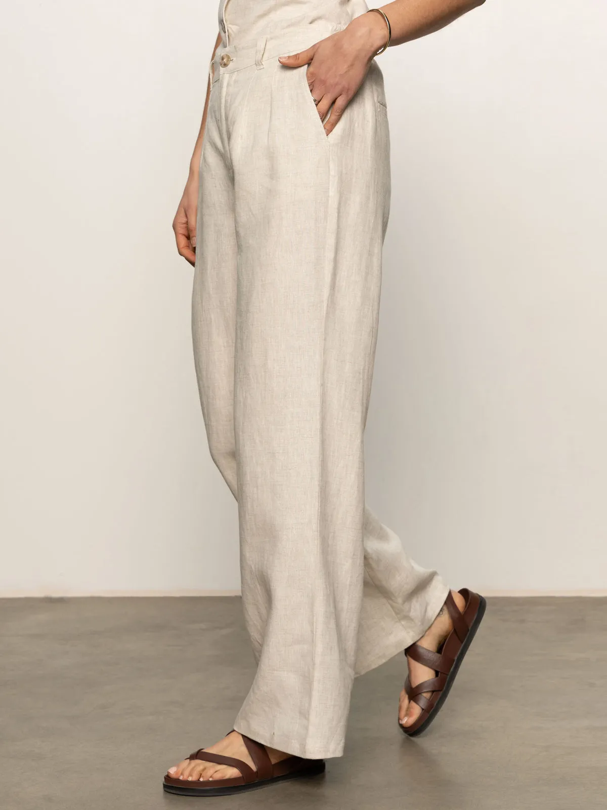 Noise Reduciting Fabric Hopper Semi High Rise Pant Flax