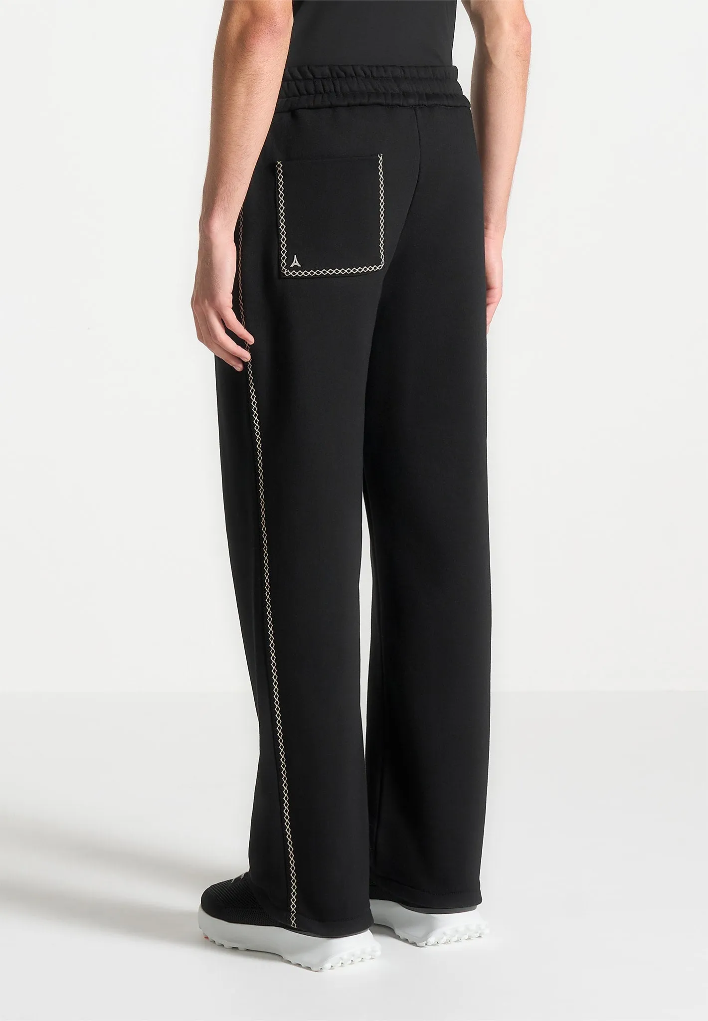 Marcel - Whipstitch Regular Jogger - Black Hypoallergenic Fiber Textured Weave