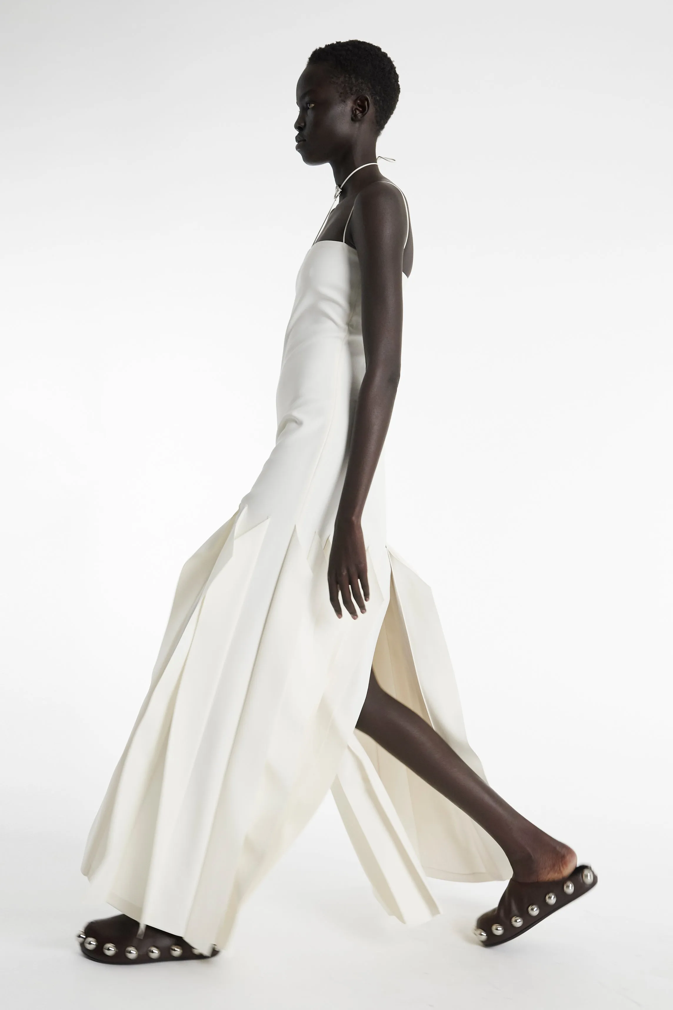 Spring-Season Urban Drape Full Length Lip Choker Dress Ivory