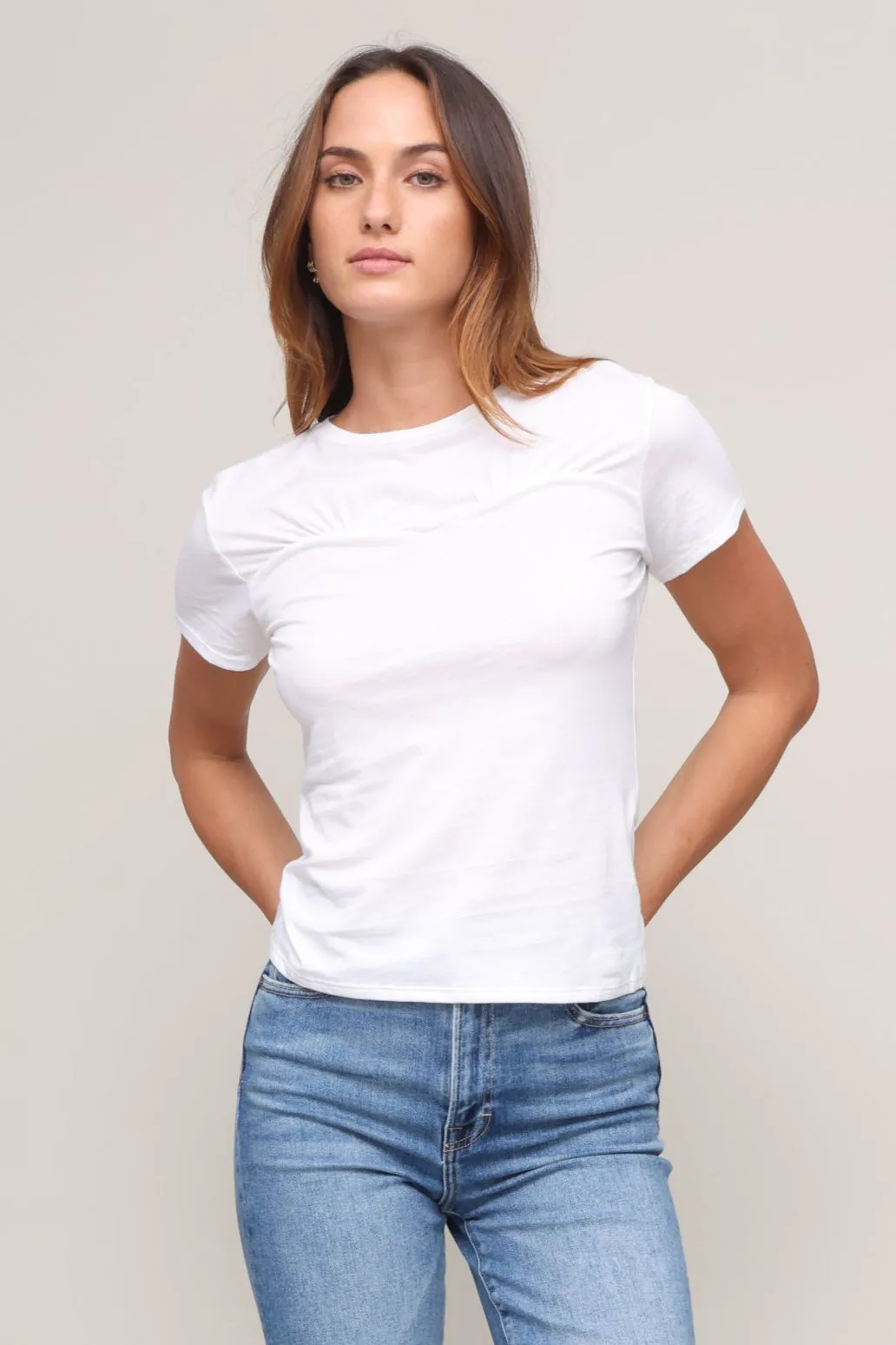 VersatileLayering Durable Hem Stitching Janis Tee