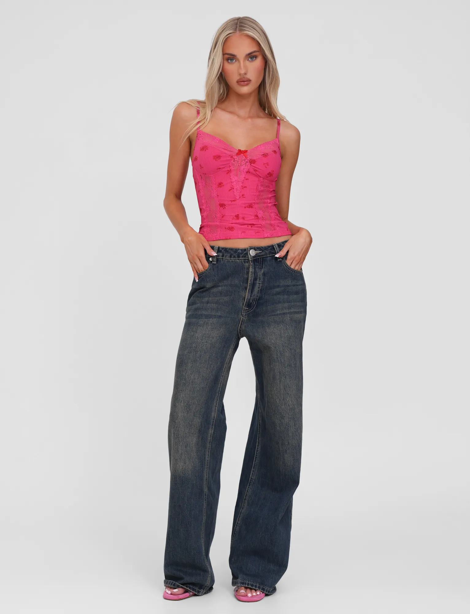 SlipResistant Sporty Sweatshirt KHALIA TOP - DITSY FLORAL