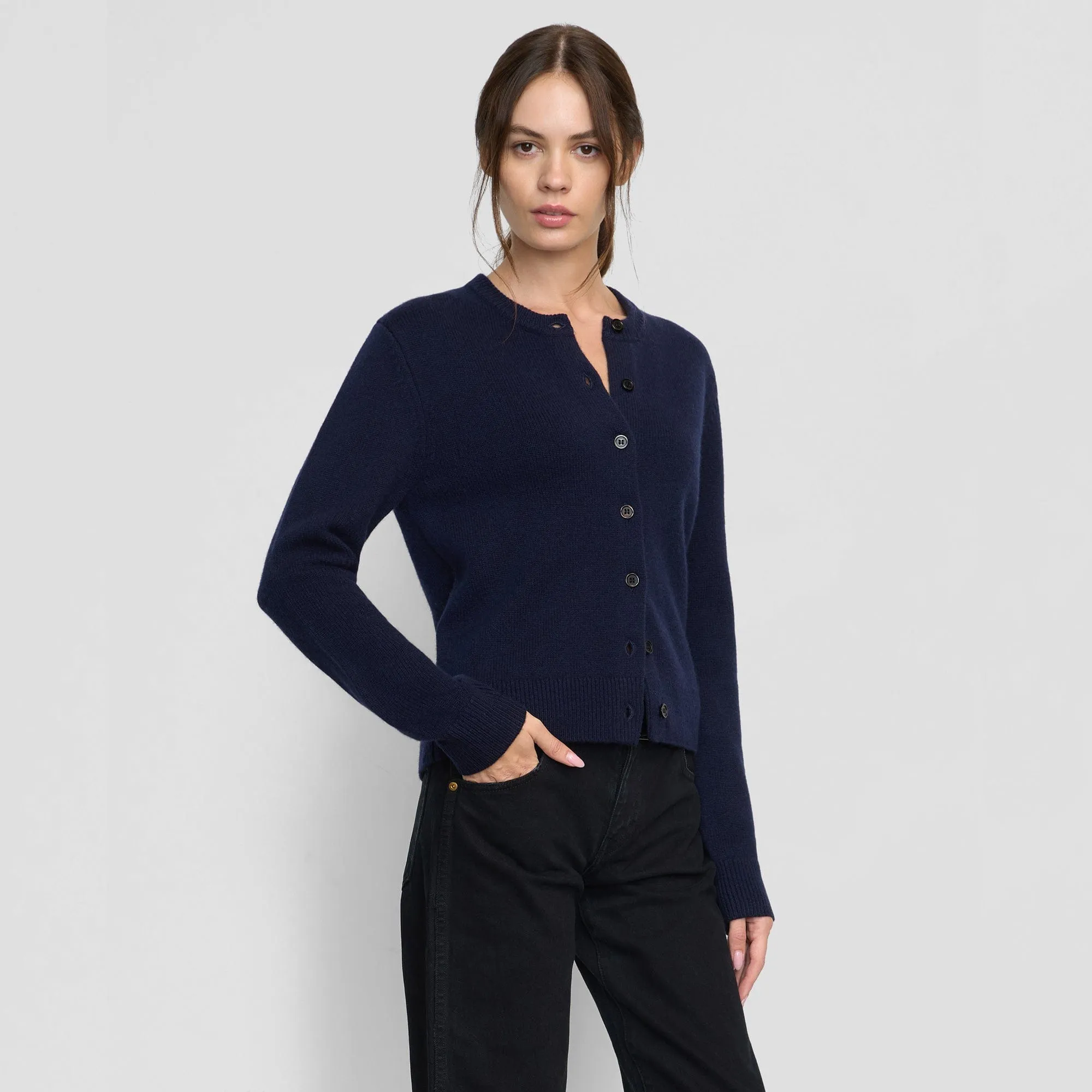 Kiran Wool-Cashmere Cardigan Thermal Lock Stitching