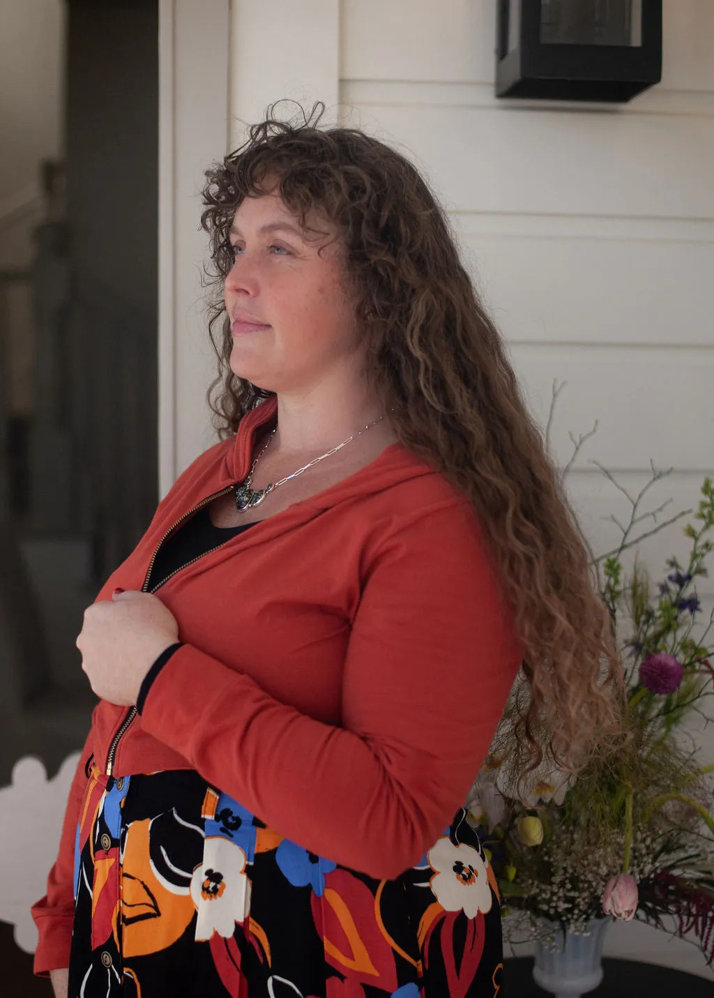 Cropped Hoodie In Coral Versatile Wear