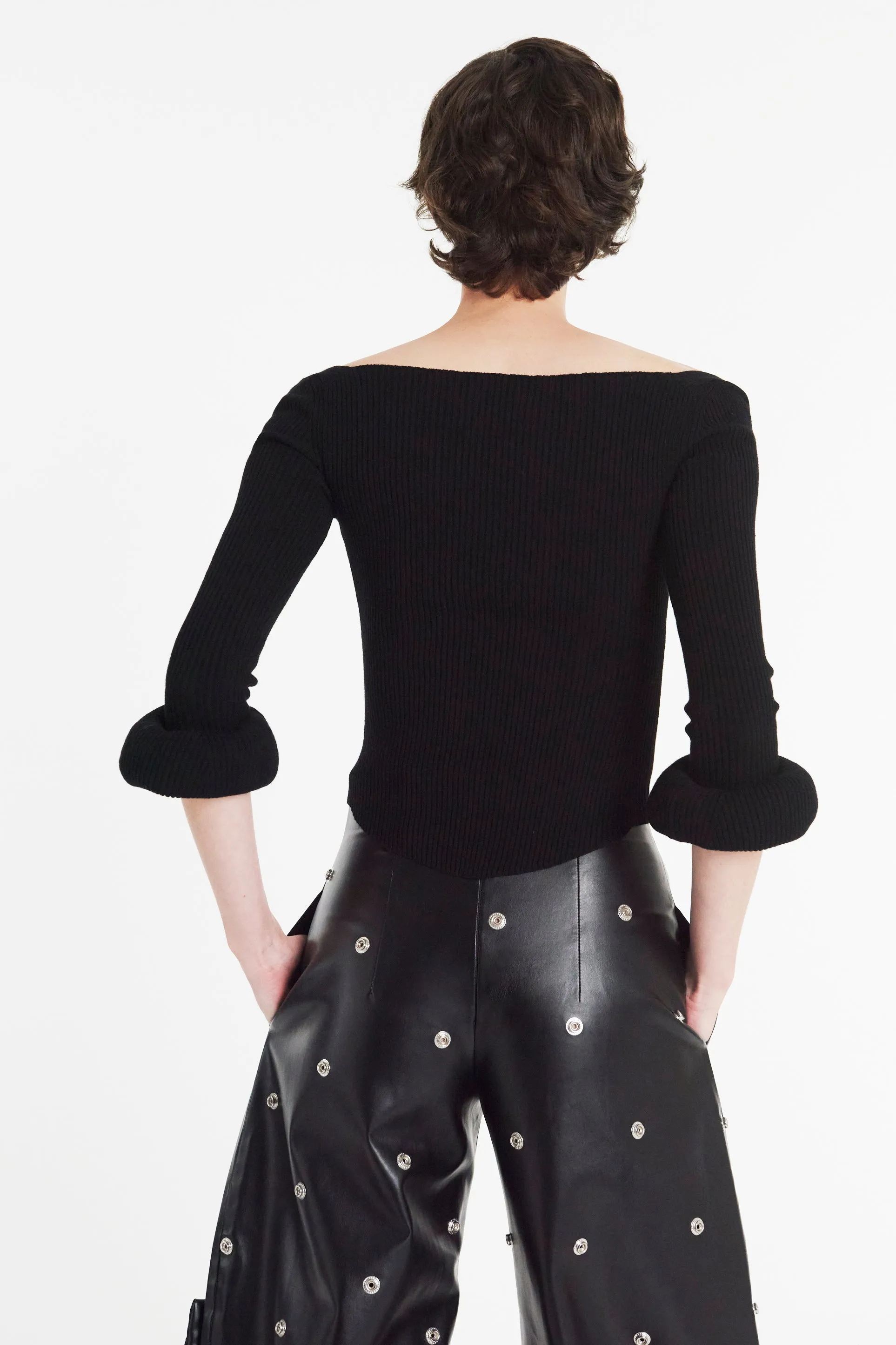 LongWearingComfort Stretch waistband Knit Top With Square Decollete And Doughnut Sleeves Black