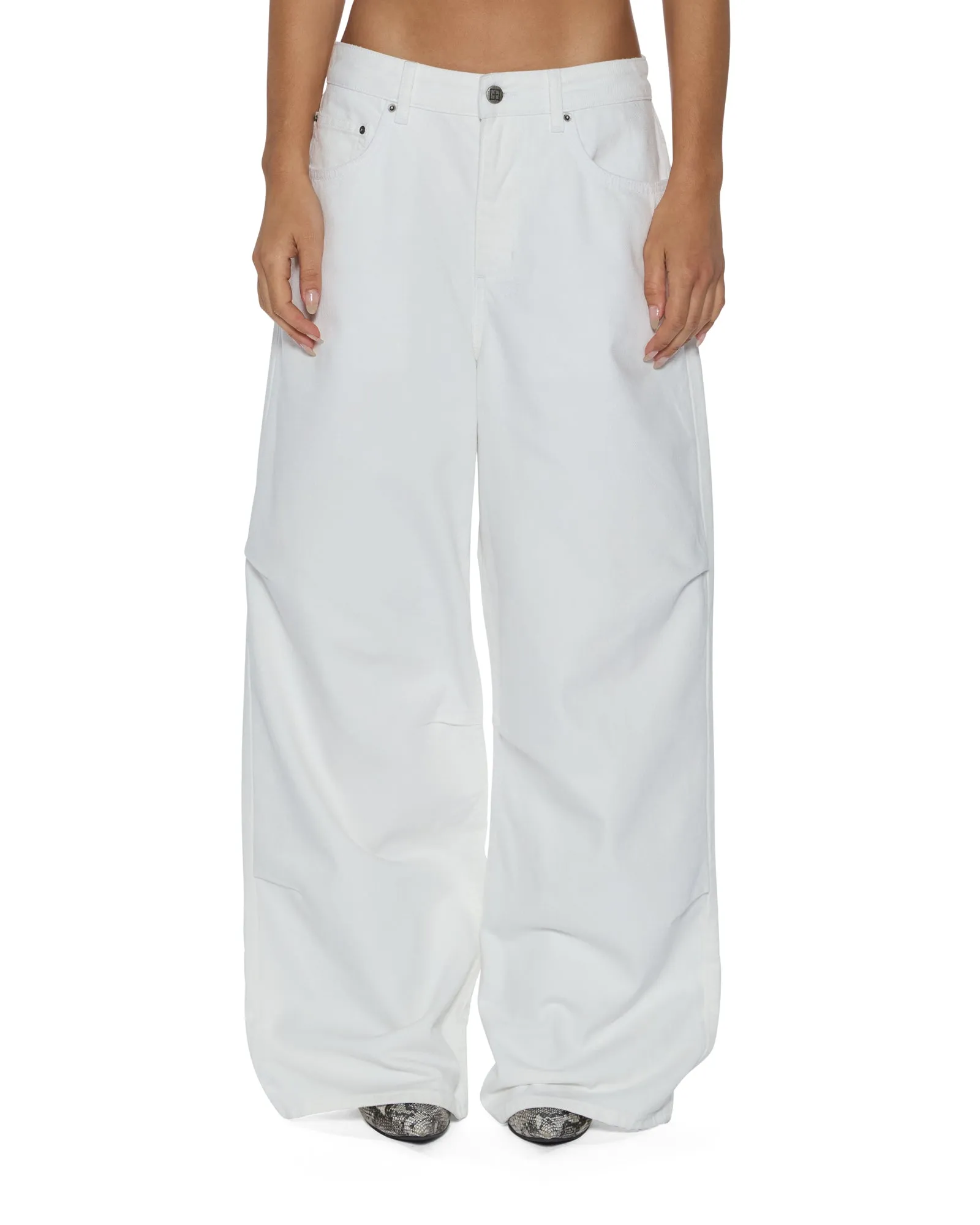 KSUPER FLY Style Forward Functional Outfit