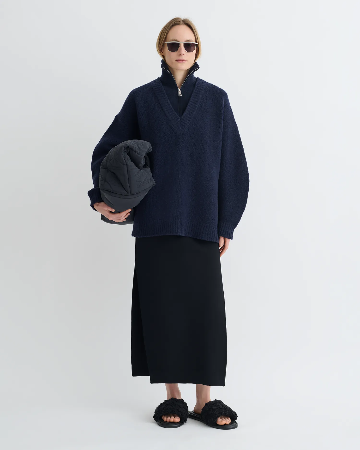 Durable Chainstitch Tapered Cut Kylen - Contrast Brushed Merino Sweater - Navy