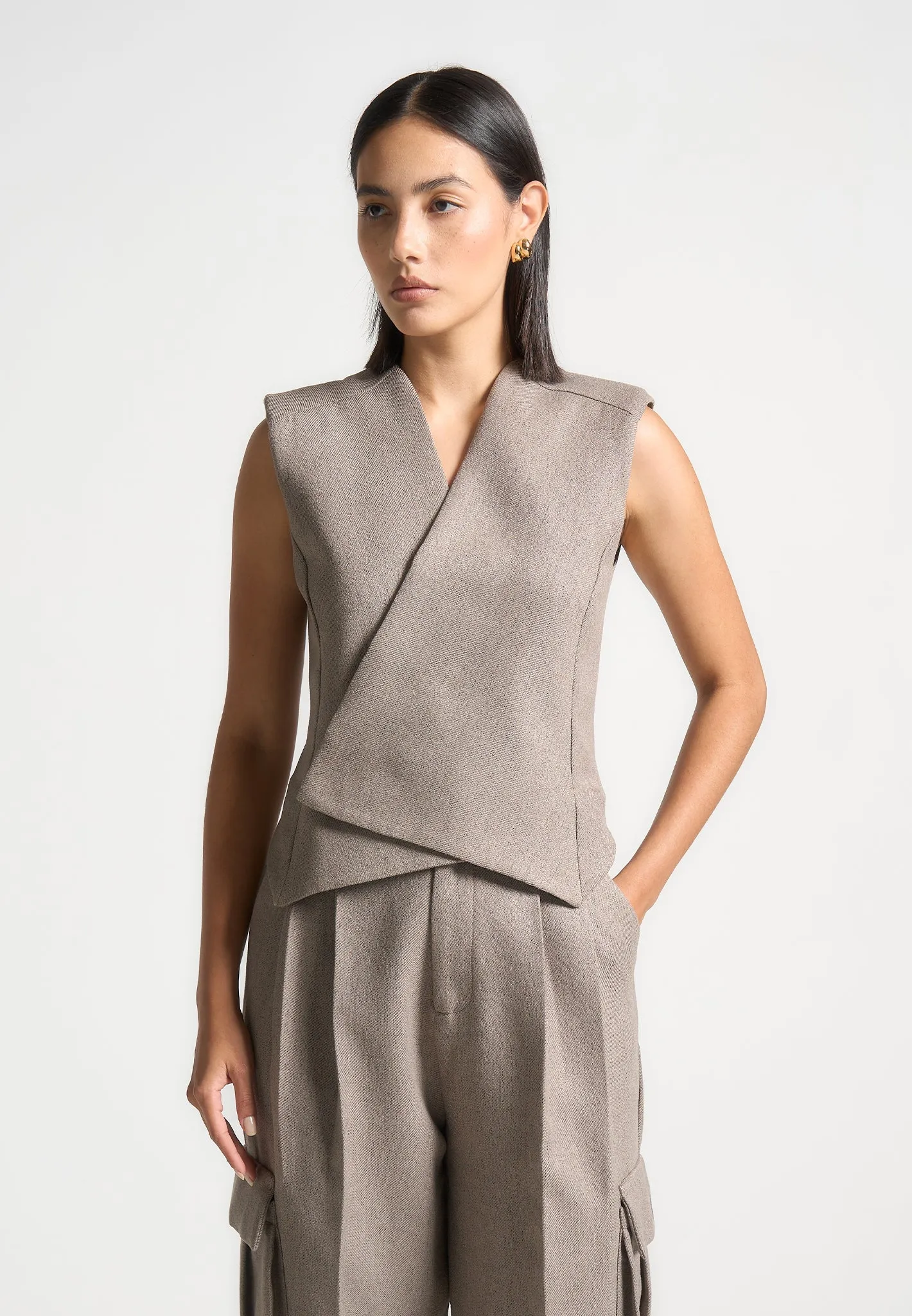 Tailored for Success Laurence - Textured Tailored Wrap Waistcoat - Taupe