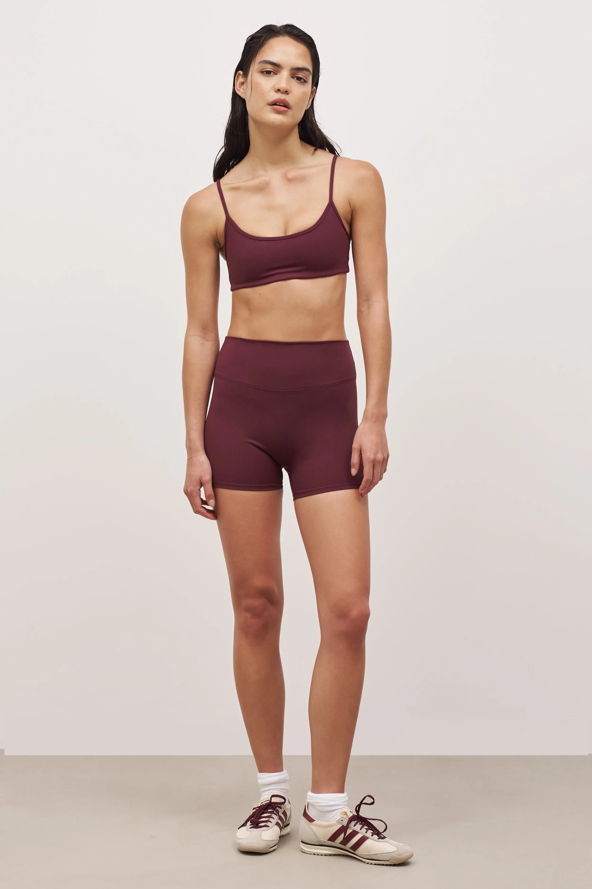 Base Sculpting Shorts - Merlot material trend