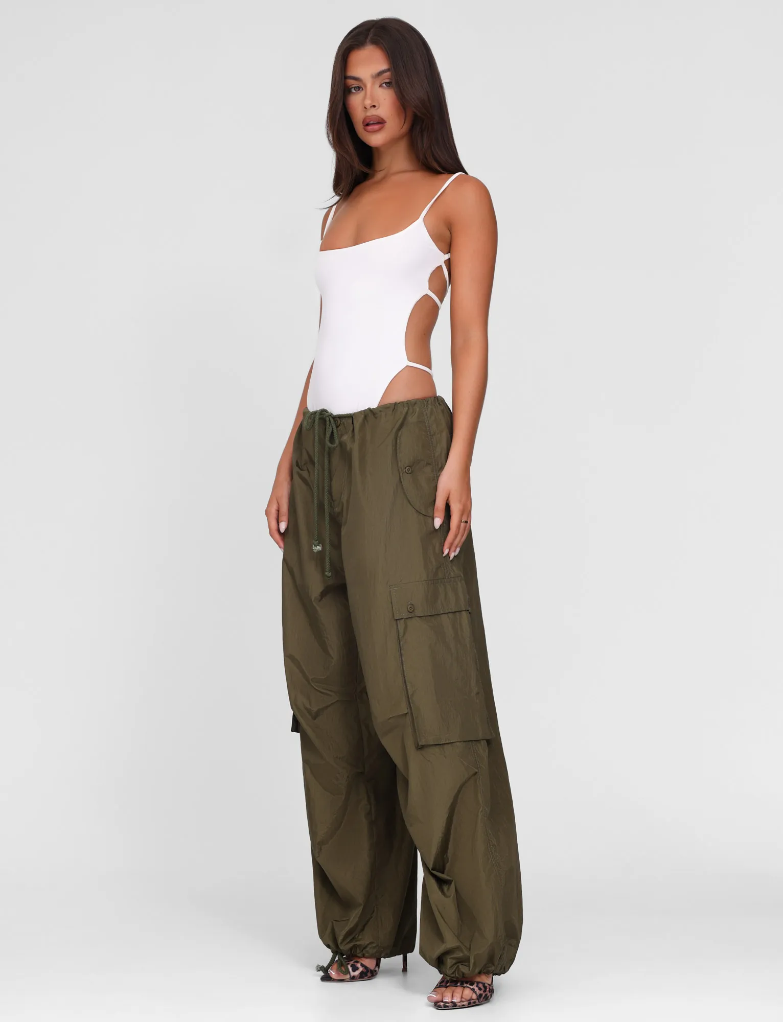 VIOLETTE PANT - GREEN : KHAKI GREEN Fade Resistant Dye Metallic accents