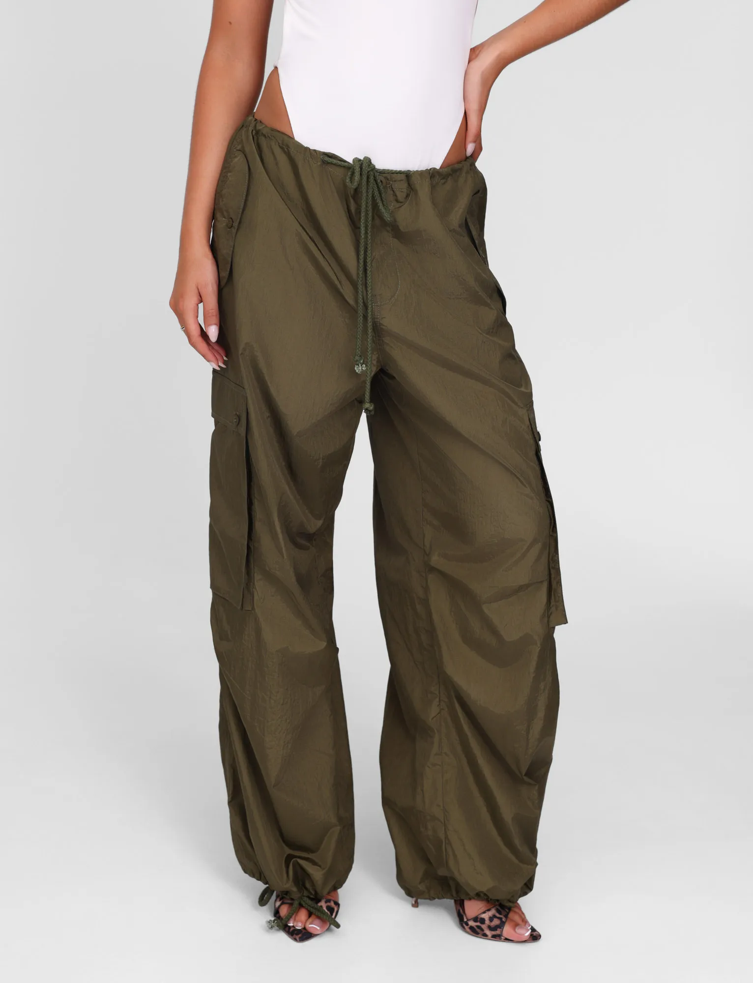 Moisture Wicking Technology VIOLETTE PANT - GREEN : KHAKI GREEN