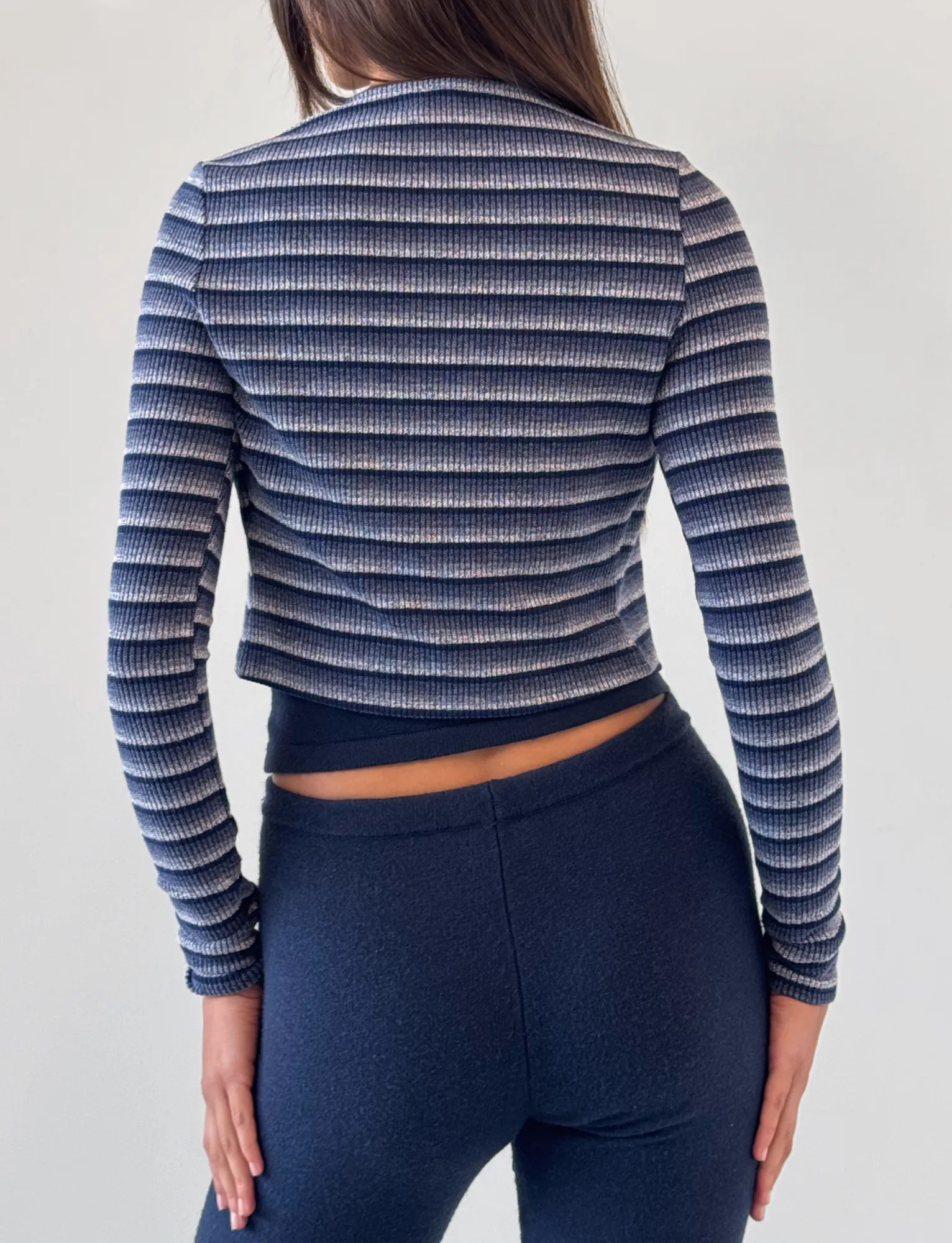 LEORA PANT  - NAVY ErgonomicArticulatedDesign stain resistant coating