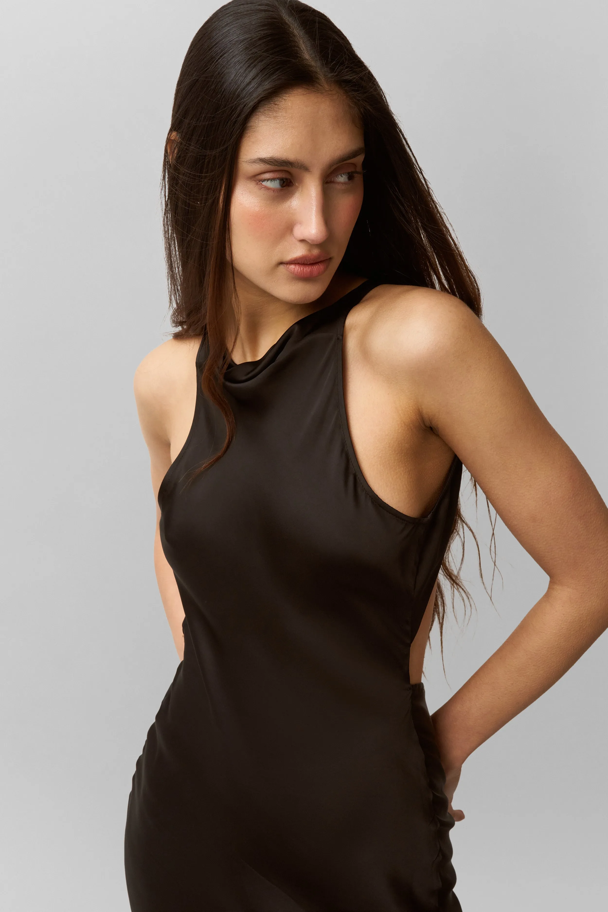 Chilly Weather Layer Timeless fitted silhouette Lina Midi Dress