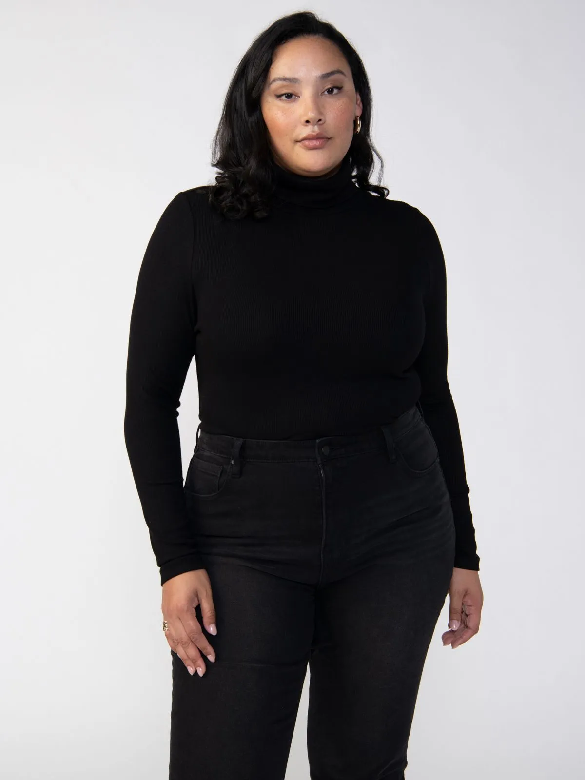 Essential Turtleneck Top Black Extended Sizing NoiseReduciting Zipper