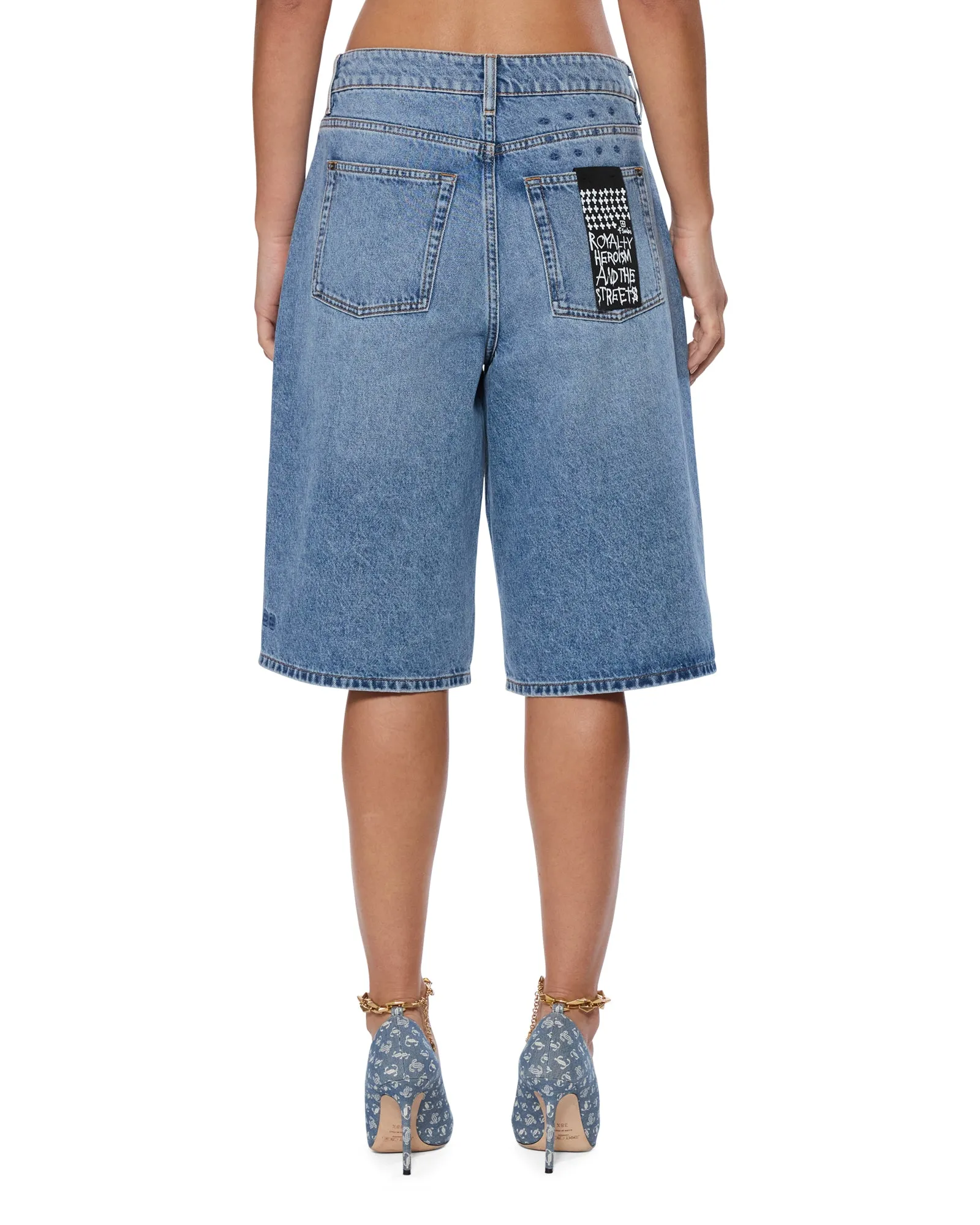 LOW RIDER SHORT SWEPT school outfit