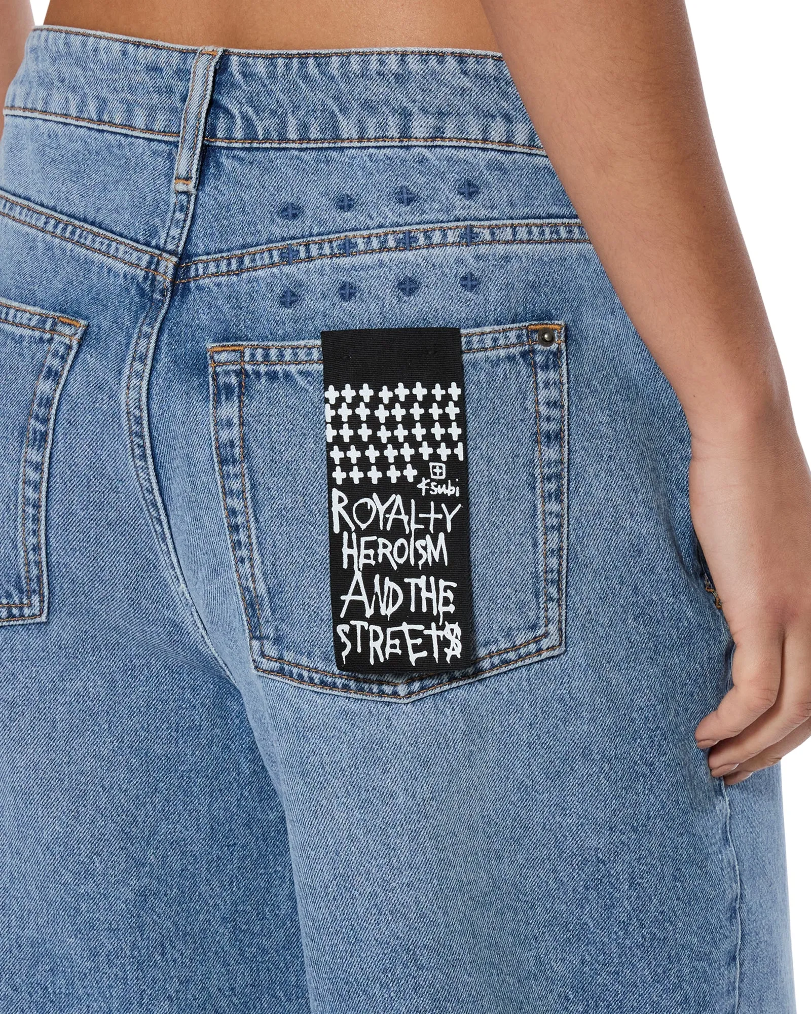 LOW RIDER SHORT SWEPT Balanced Fit All Size Fit