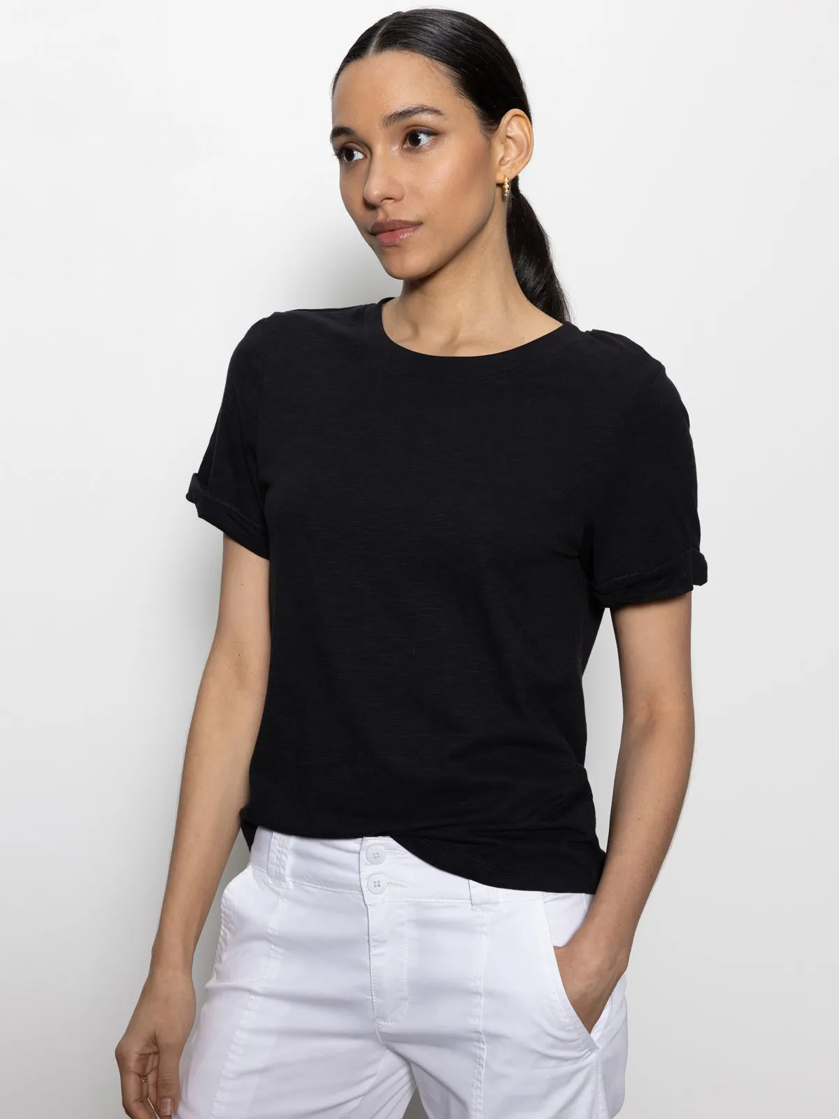 Casual Look Halter neck Perfect Tee Remix Black