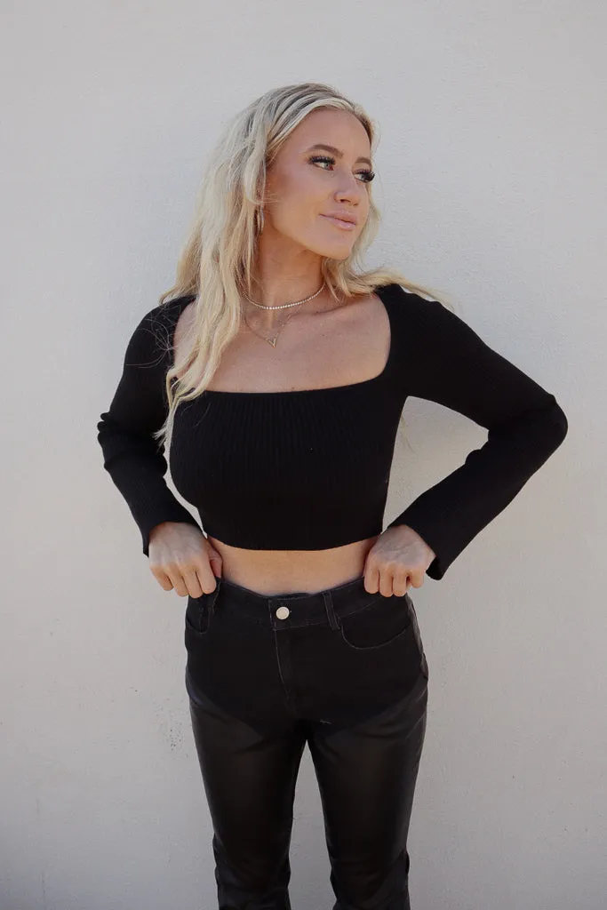 Mia Square Neck Long Sleeve Sandwich Mesh Panel Structure CompressionSupportWeave