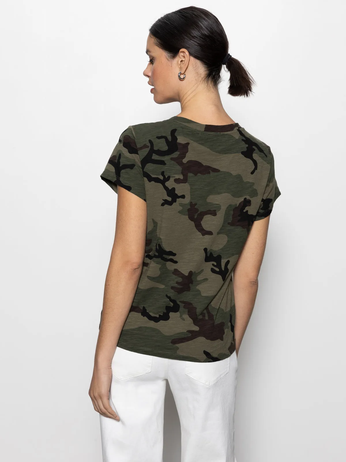 Quick drying material The Perfect Tee Hiker Camo