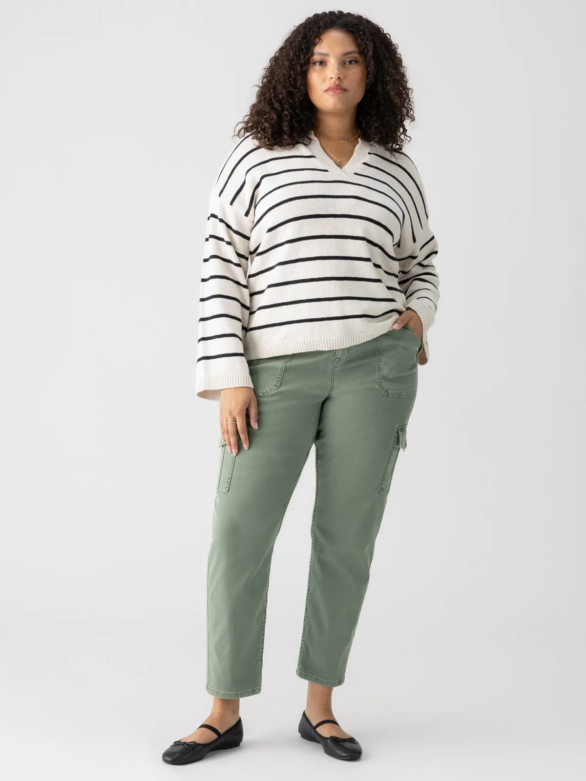 Layering Essential Tailored Fit Sculpted Hayden Cargo Standard Rise Pant Dark Spruce Extended Sizing