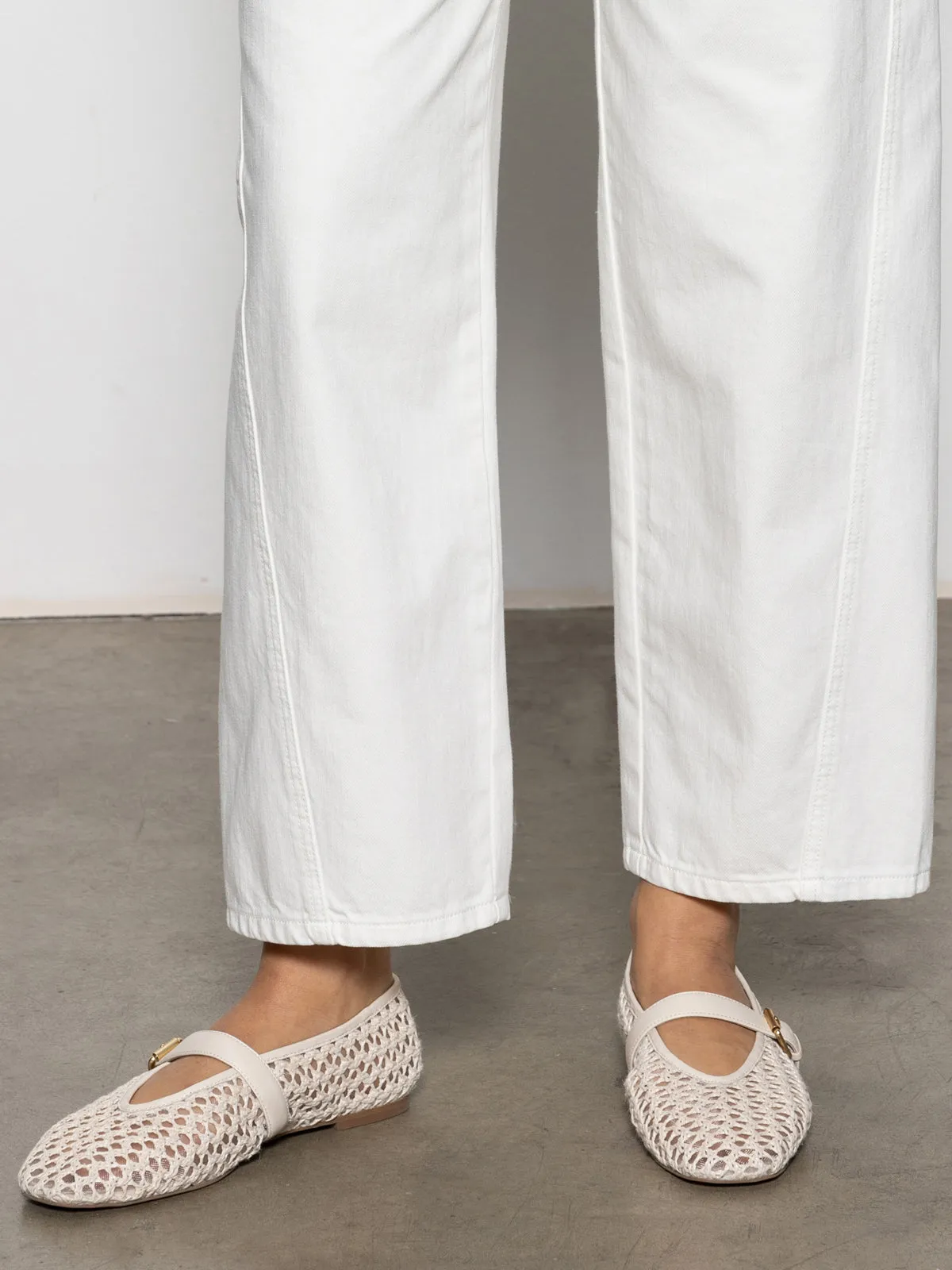 Basic Style District Column Standard Rise Ankle Jean Bleached White