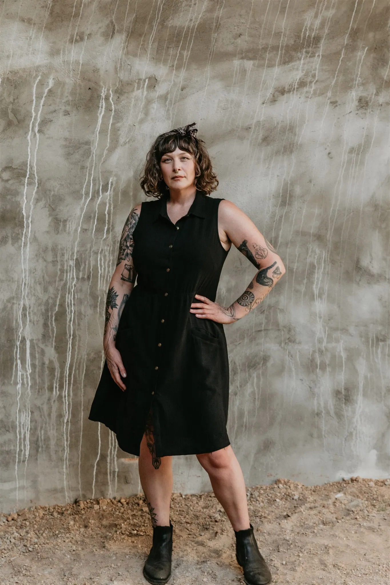 Cute Touch Mona Dress in Black Linen