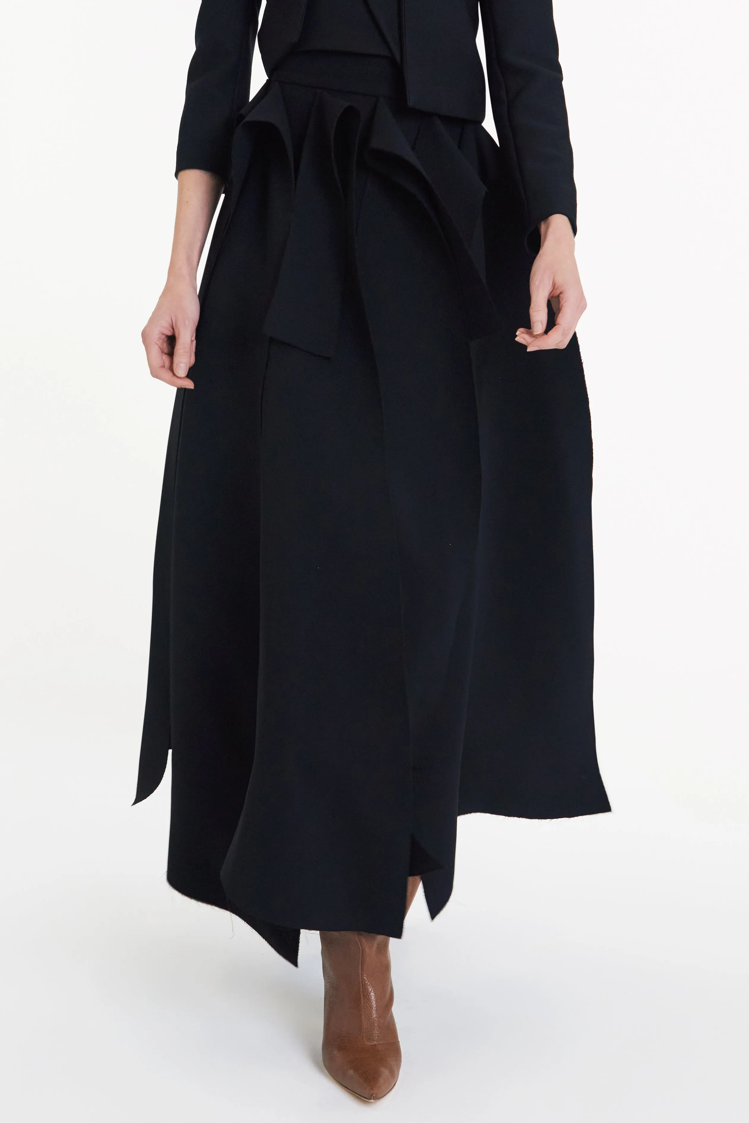 Minimal Look Multiple Asymmetric Panels Skirt Black