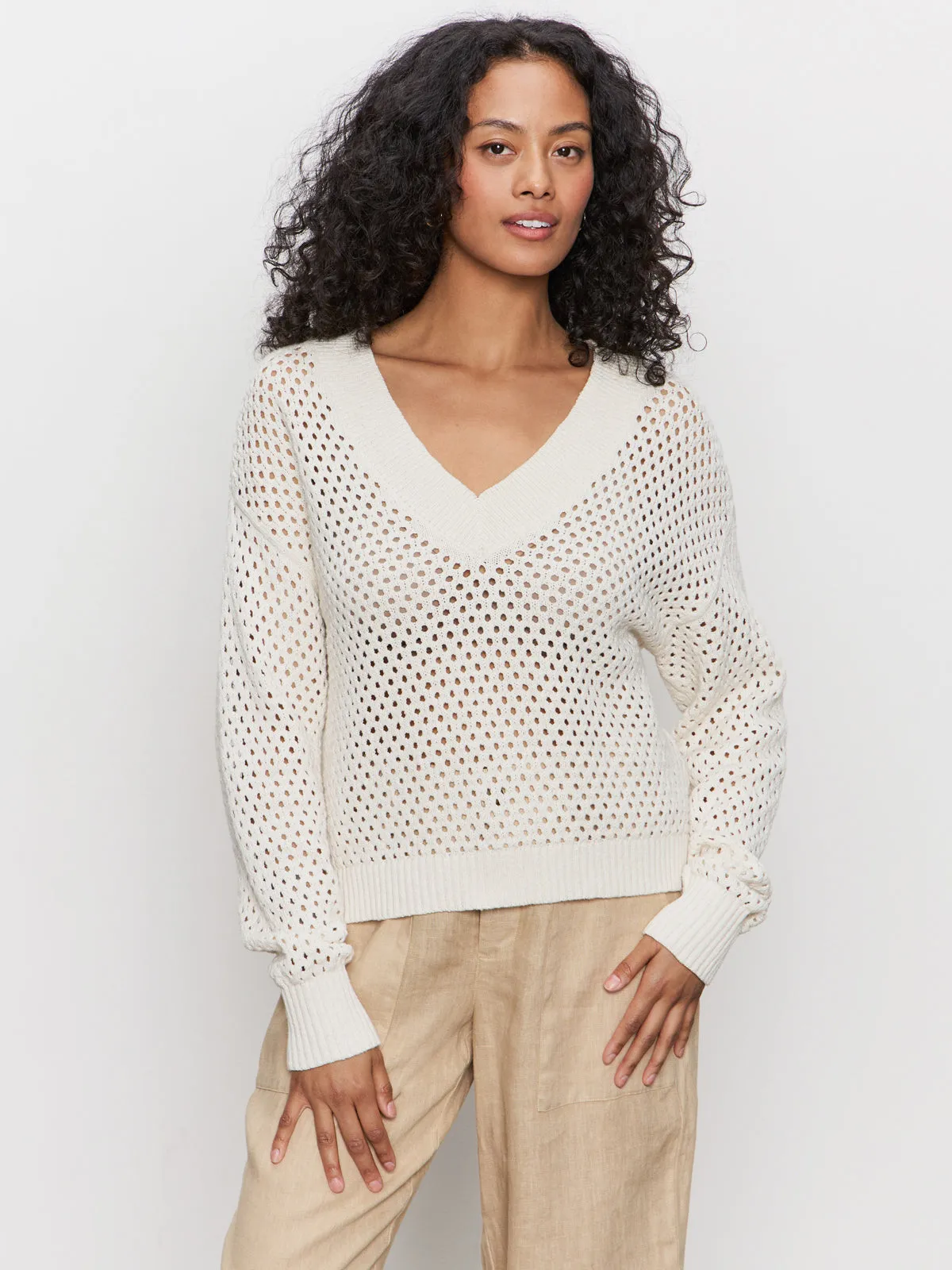 Airy Openwork Sweater Macrame TemperatureRegulating Material