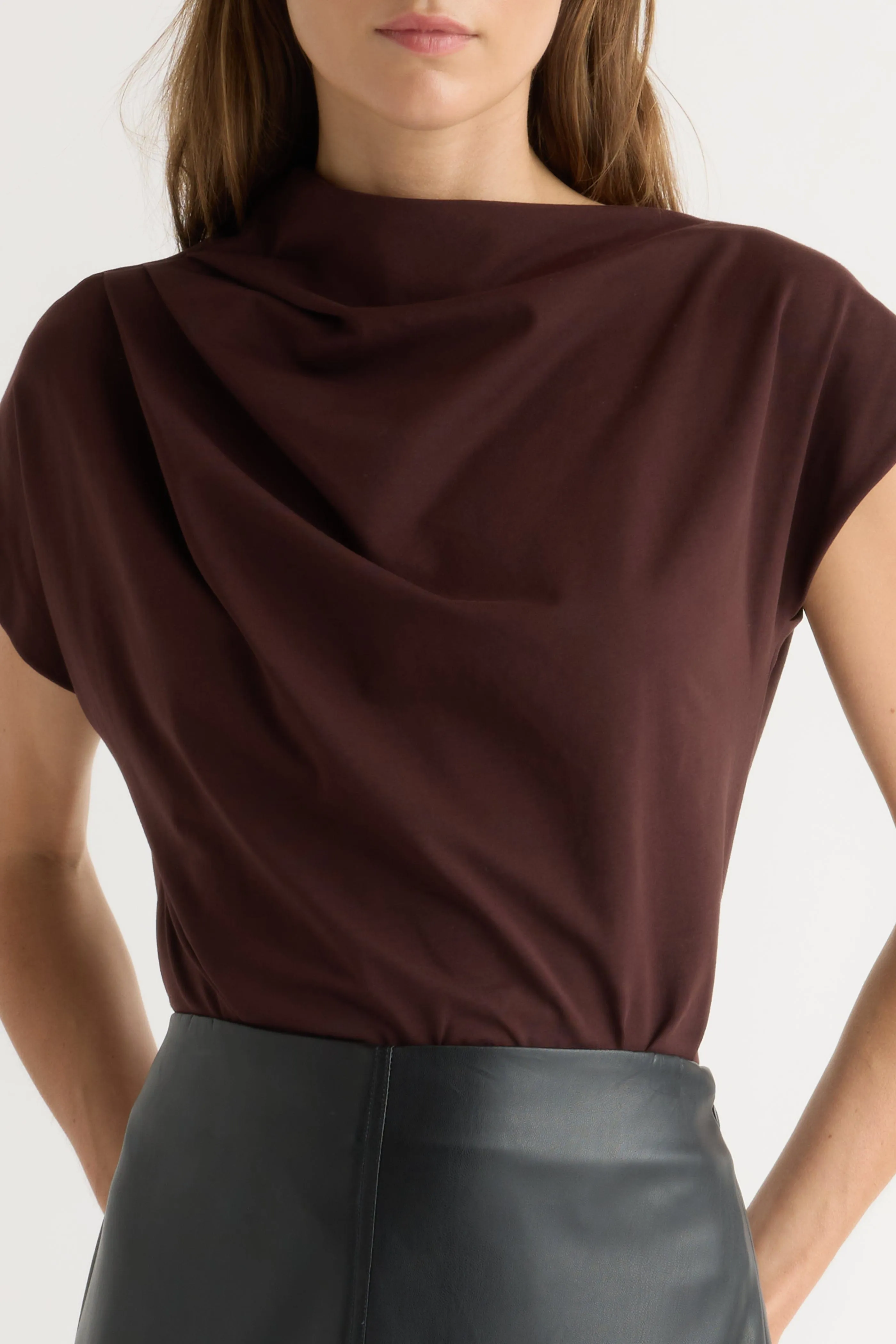 Active Look Anti Pilling Fabric Kenny Asymmetric-Neck Tee