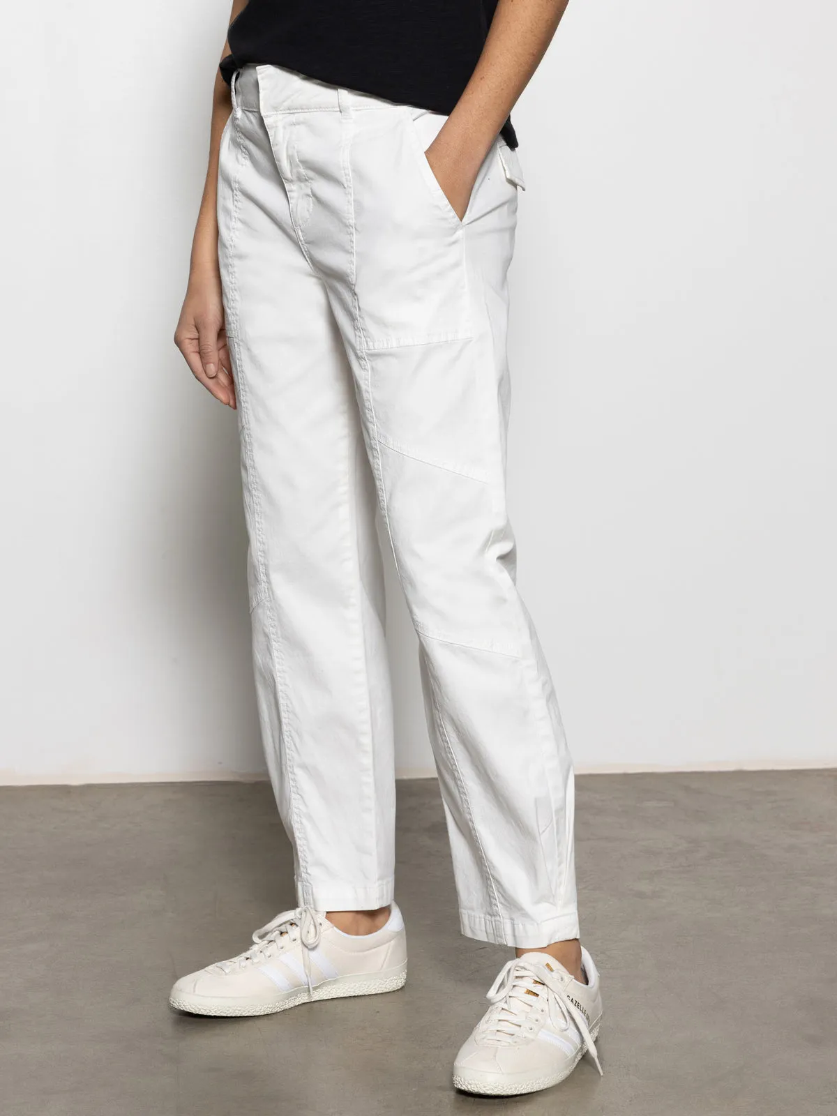 Sahara Tapered Standard Rise Pant Chalk Odor Resistant Treatment