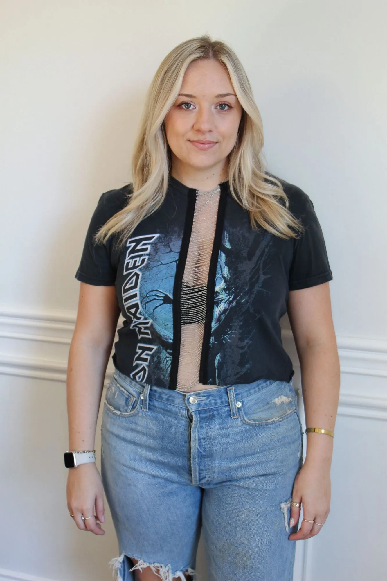 Iron Maiden Chain Middle Crop V-neck Shirt Textured Weave