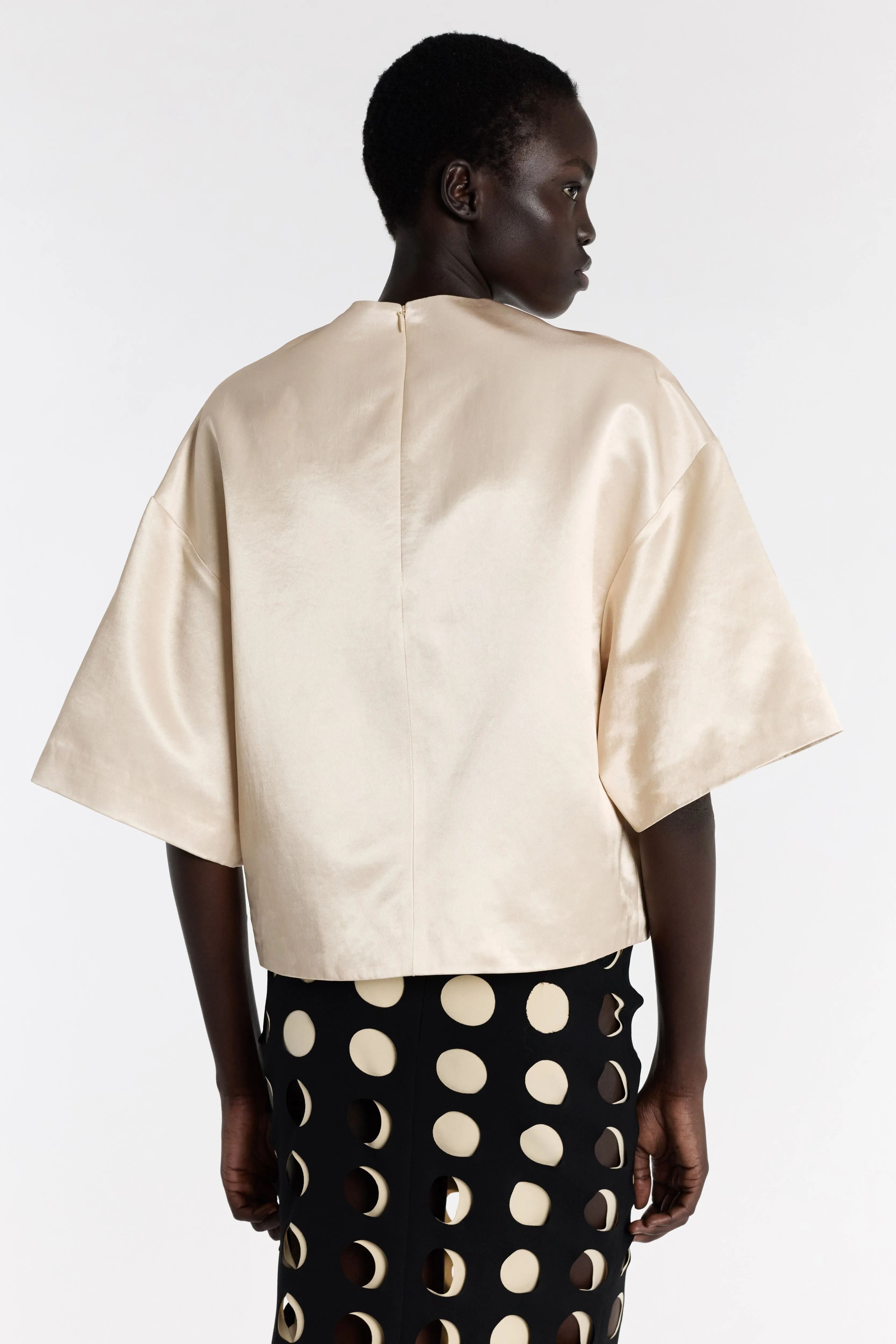 Oyster Satin Top Peach UV Protection Enhanced