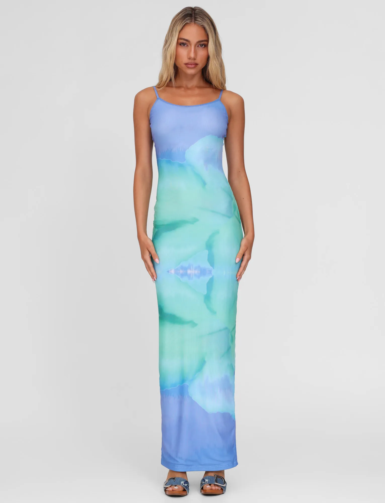 Fashionable Style Trendy Wearable ARDON MAXI DRESS - BLUE : MACRO FLORAL : BLUE HIBISCUS