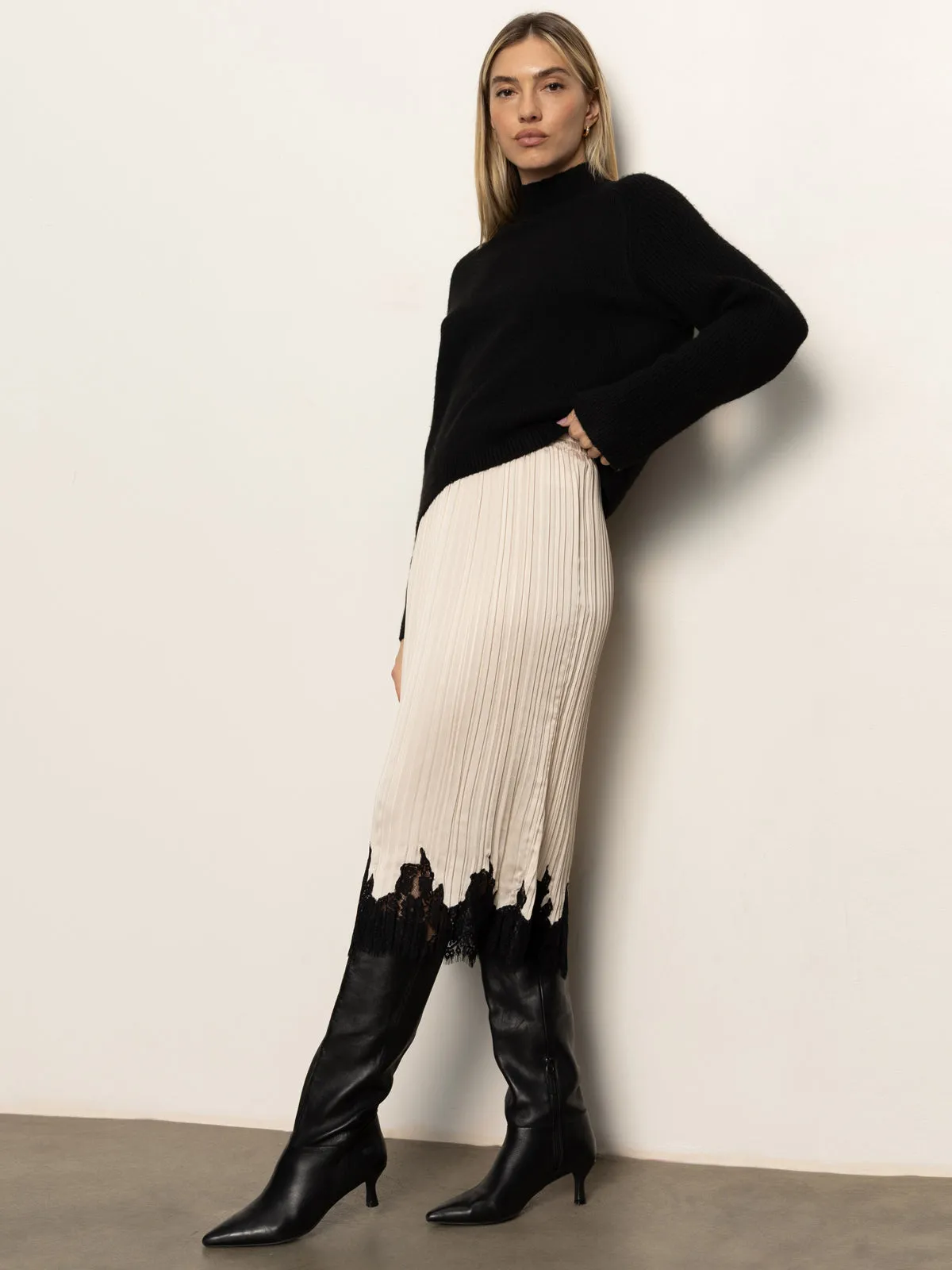 Thermoregulating Fabric Casual Style Evermore Pleated Midi Skirt Light Oat