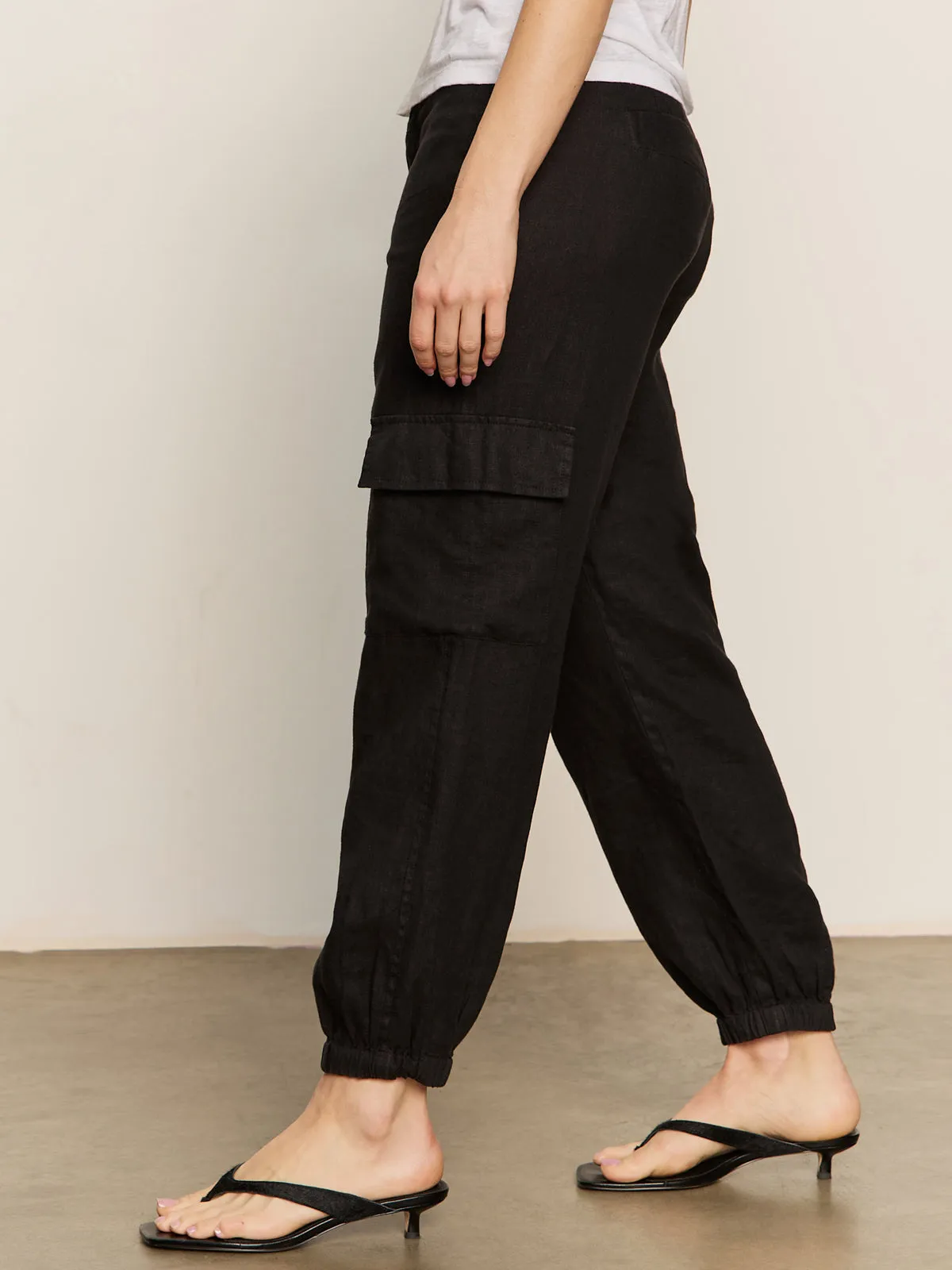 Take Over Linen Jogger Standard Rise Pant Black Feminine Fit Tailored Silhouette