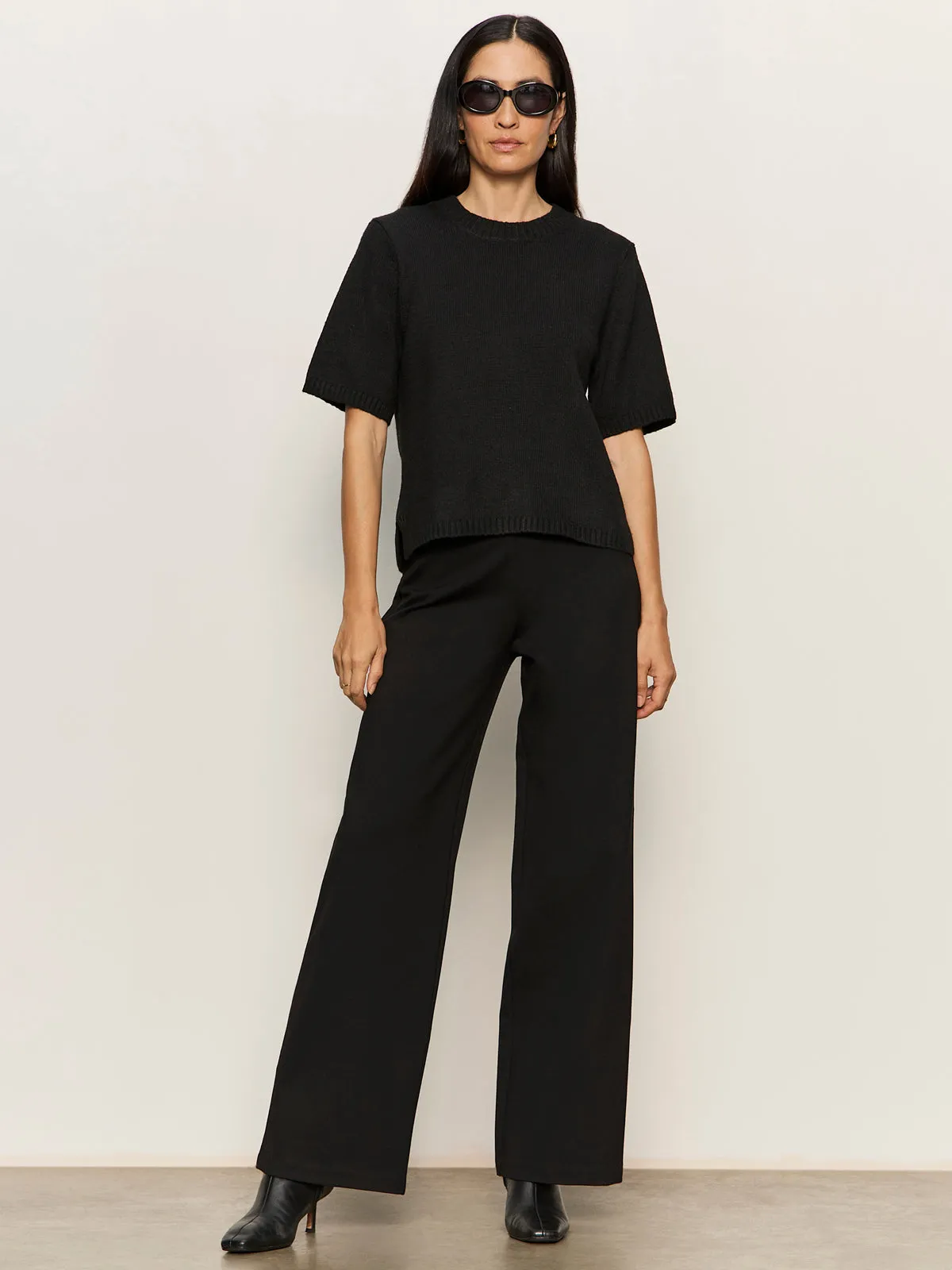 Perfect Sweater Tee Black Anti Pilling Technology Slim Contour Fit