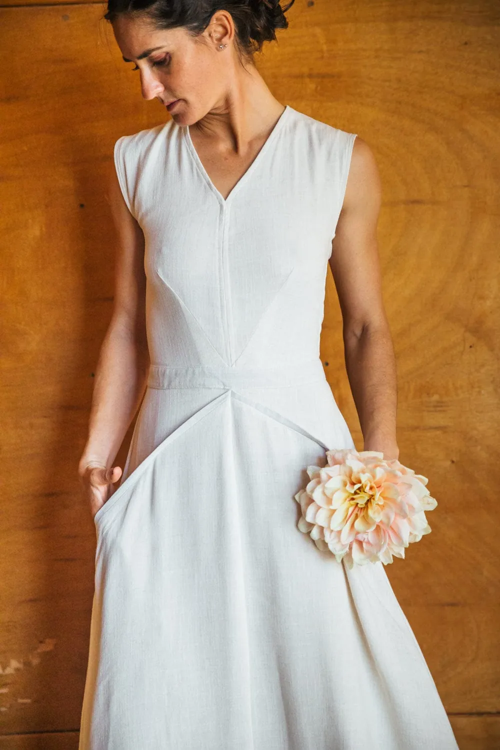 Relaxed and stylish Fall Inspired Xena Dress in Oat Linen