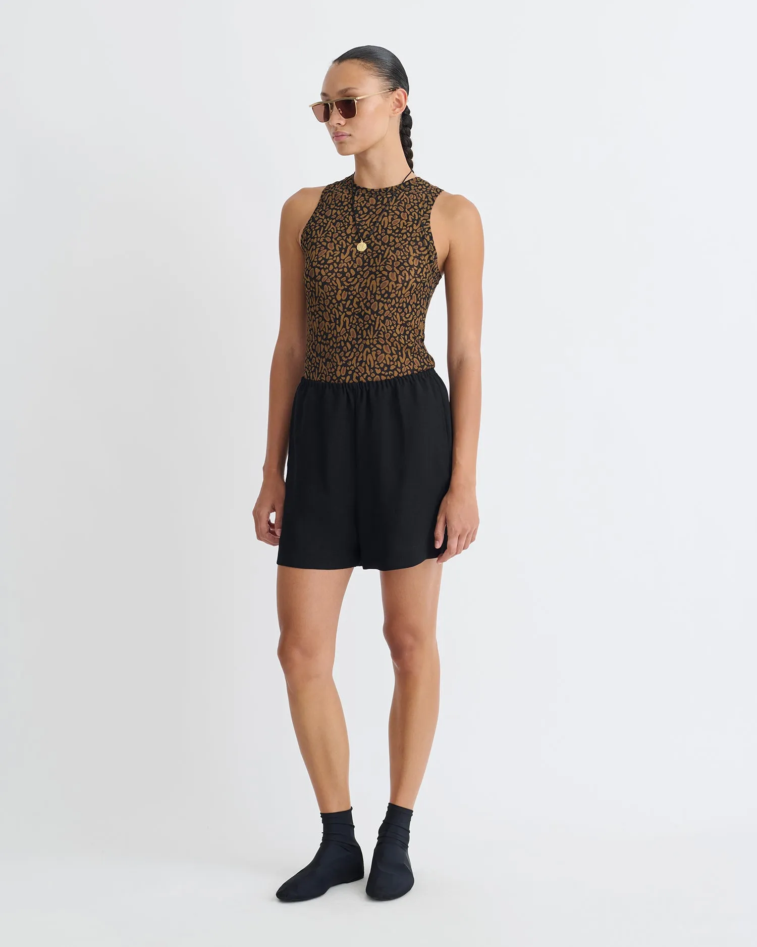 Everyday Essential Dylla - Tech Linen Belted Shorts - Black