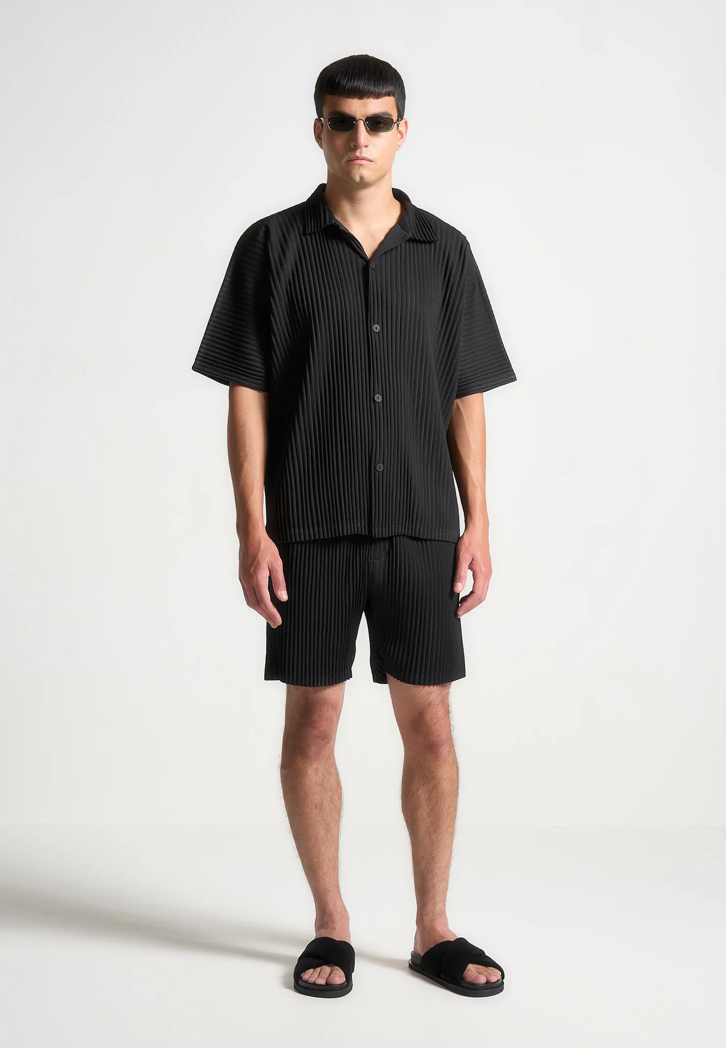 Pleated Shorts - Black NonRestrictive Armholes Office Look