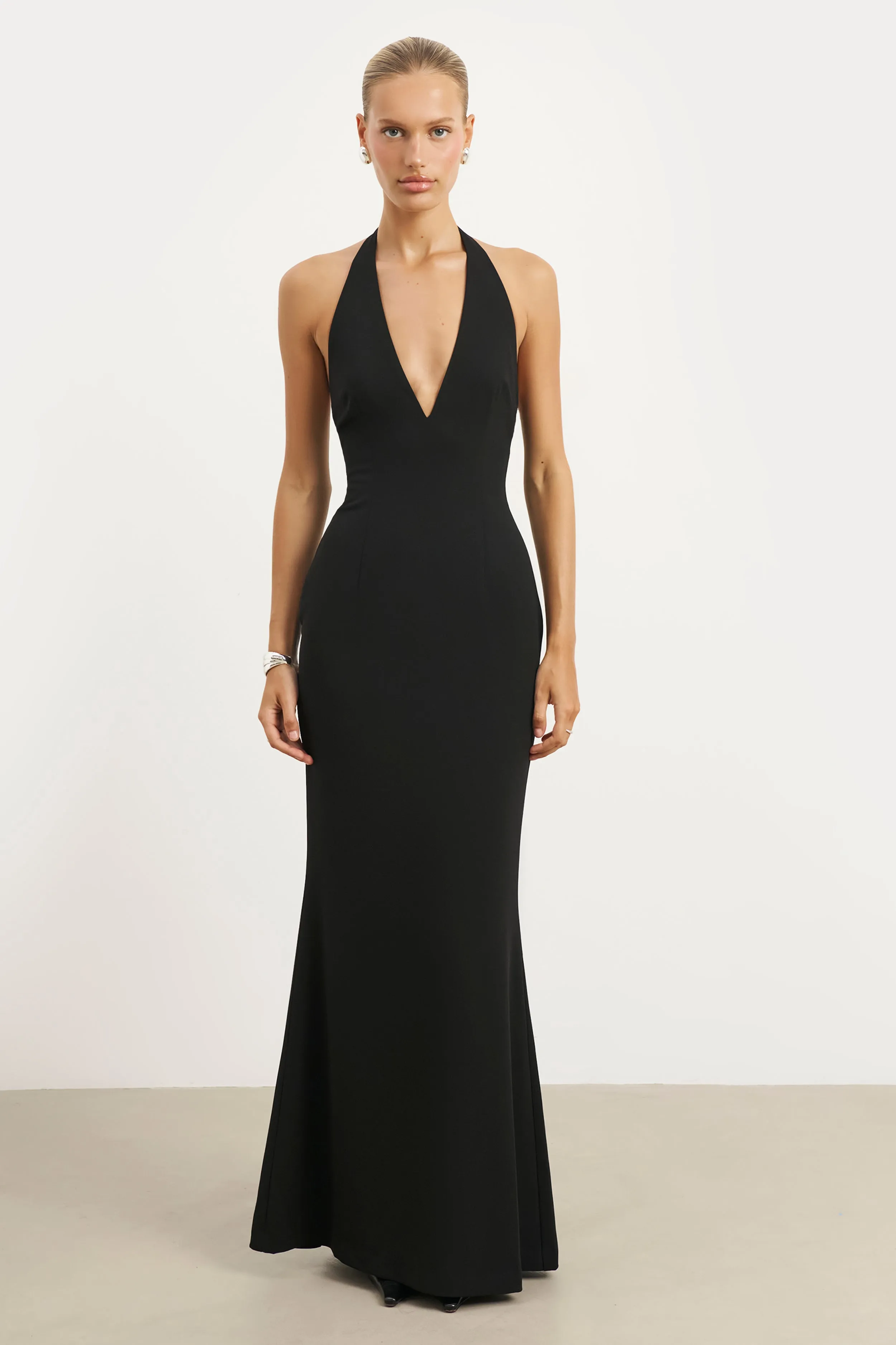Plunging V Neck Halter Gown - Black Artistic Vibe