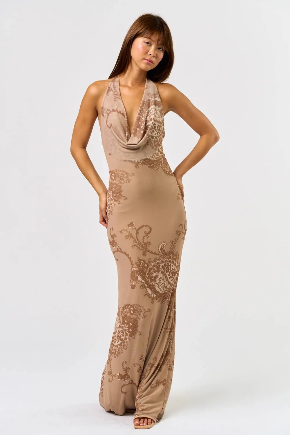 Seamless Knit Design SnagResistant Fabric Paisley Allure Maxi Dress