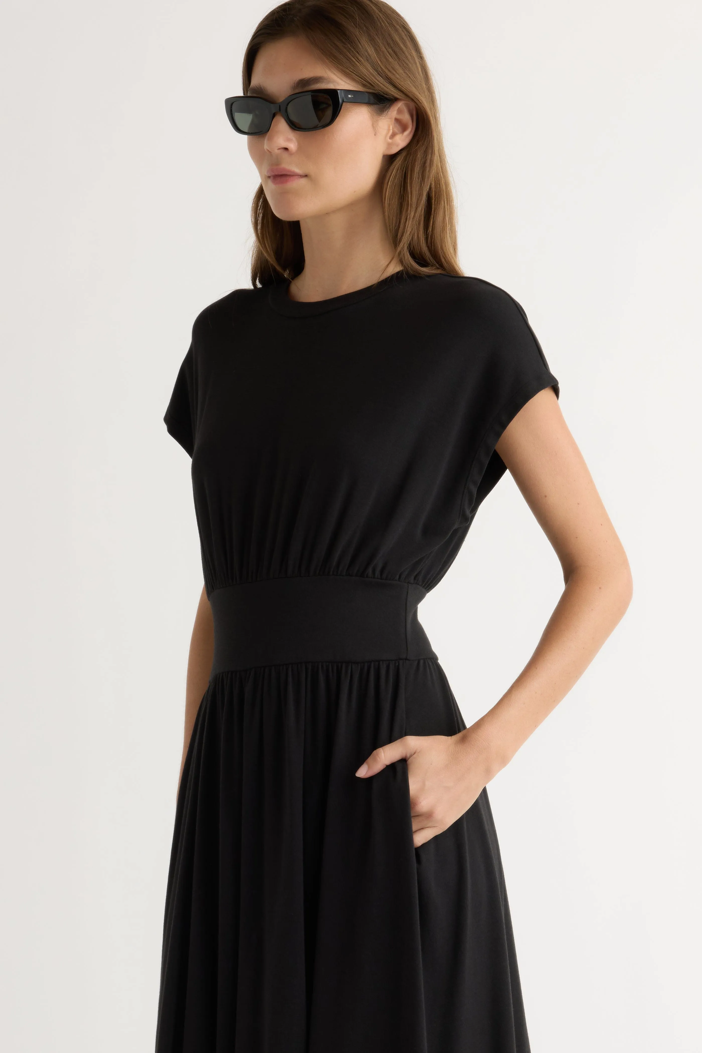 Prima Jersey Midi Dress Feminine flowing piece
