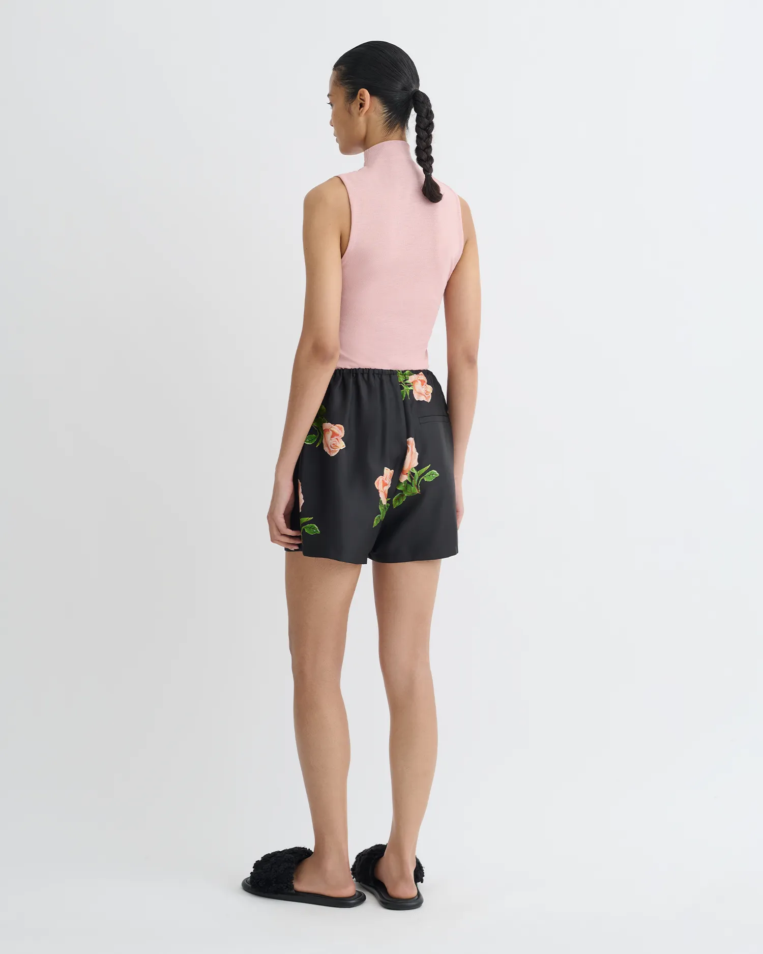 Work Friendly Distressed finish Dylla - Printed Tailored Silk Twill Shorts - Off Black/Roses