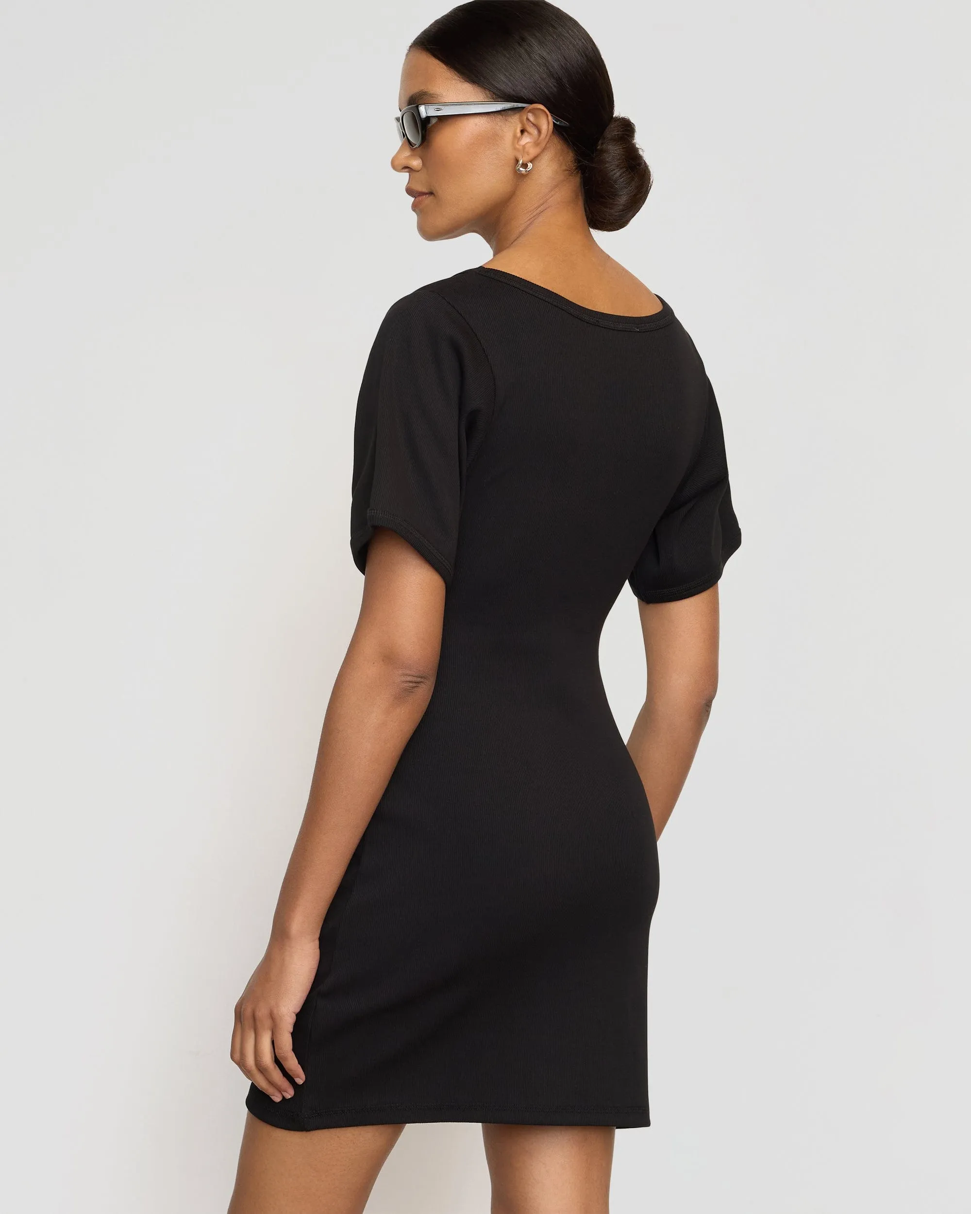 Travel Outfit Rae Sculpted Scoop-Neck Mini Dress