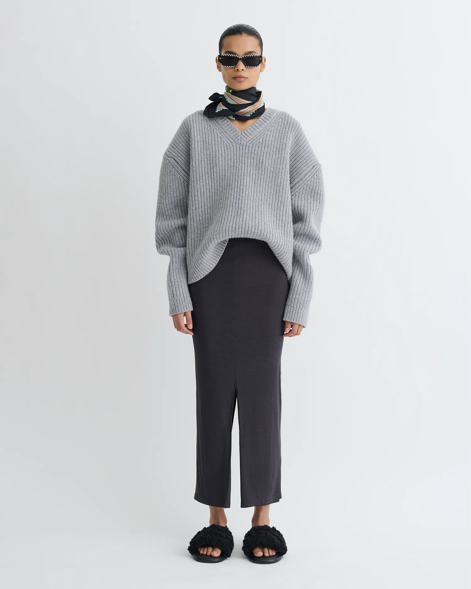 Elegant Look MidweightKnit Rafa - Wool Jersey Midi Skirt - Grey