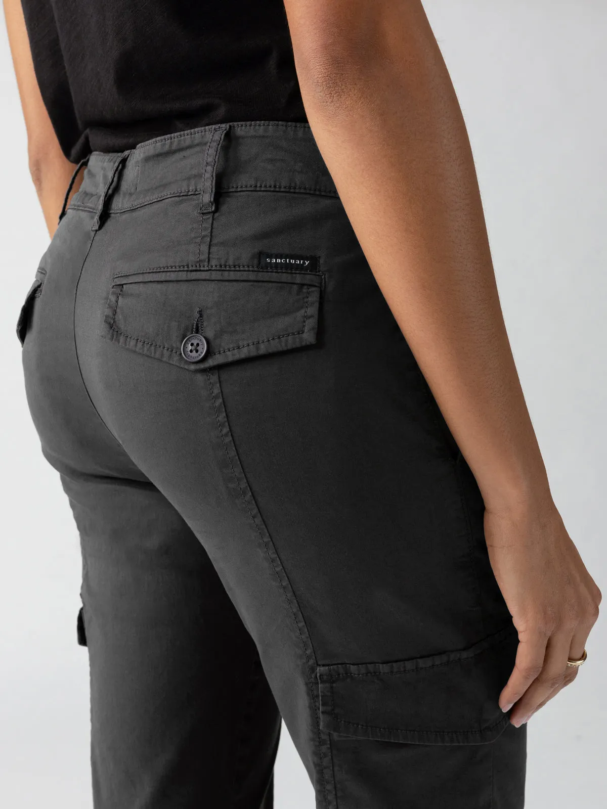 Moisture wicking Rebel Standard Rise Pant Obsidian