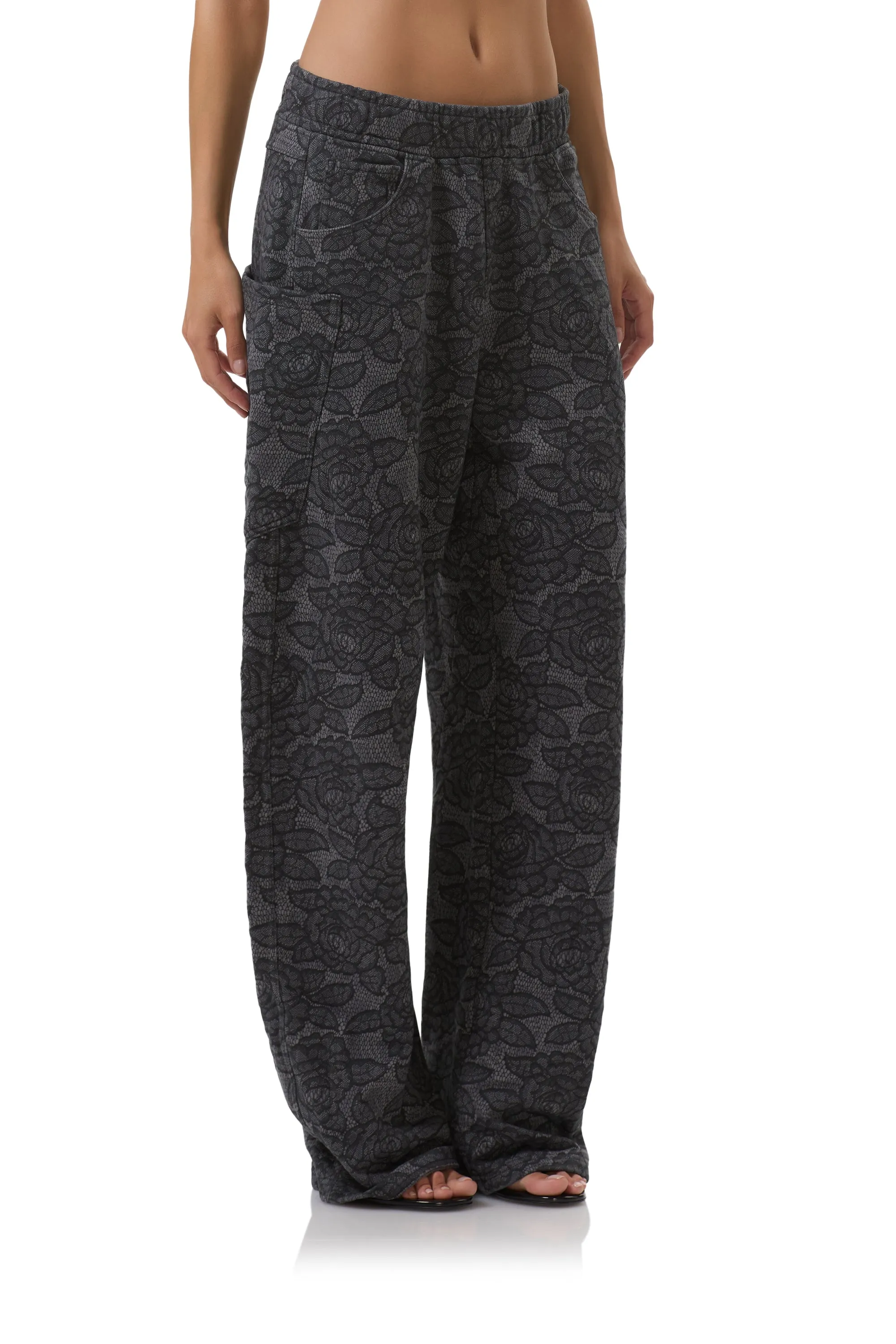 Ryan Barrel Sweatpant - Black Lace Smart Style