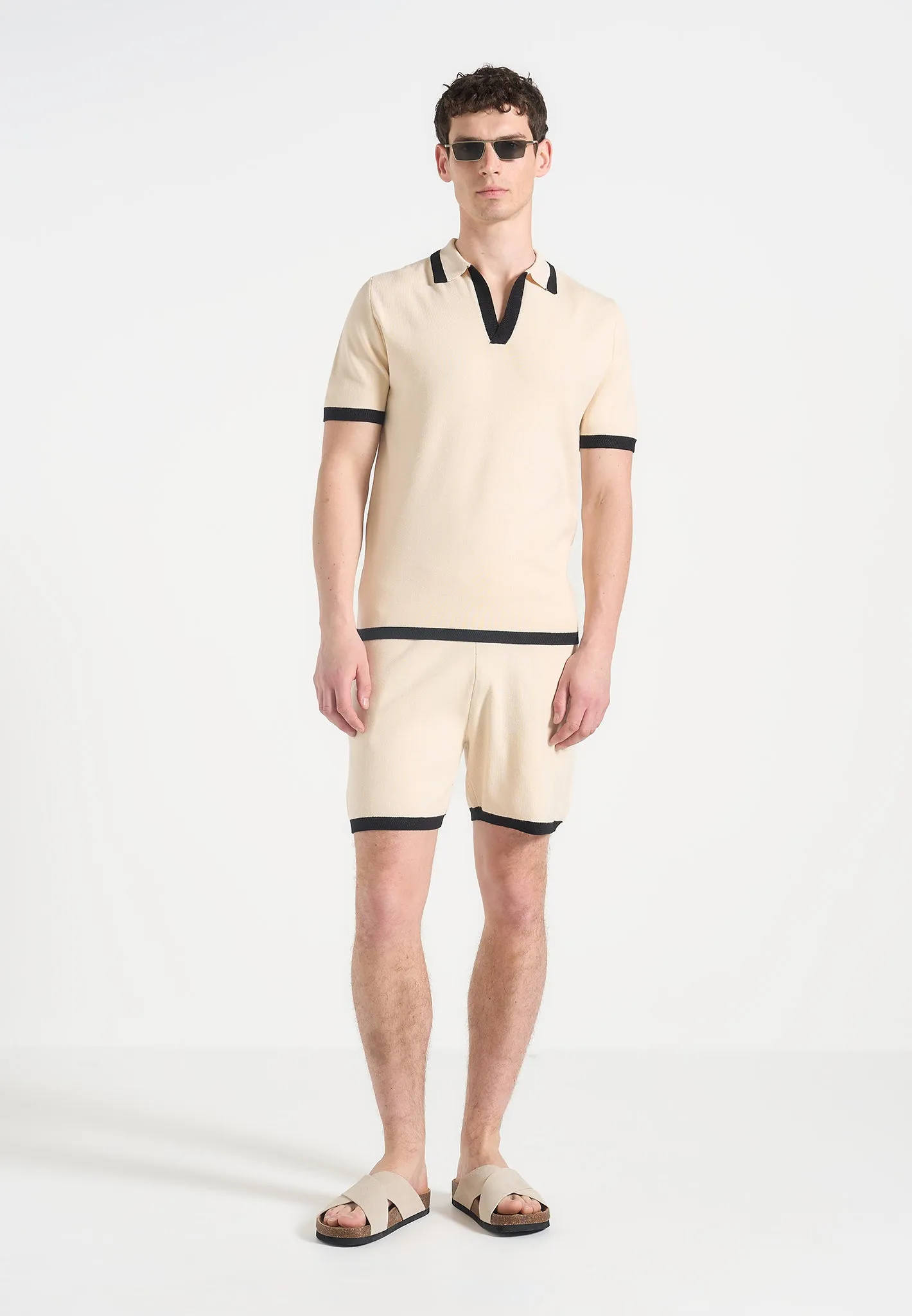 PolishedFinish GarmentDyed Regis - Contrast Detail Knit Shorts - Cream