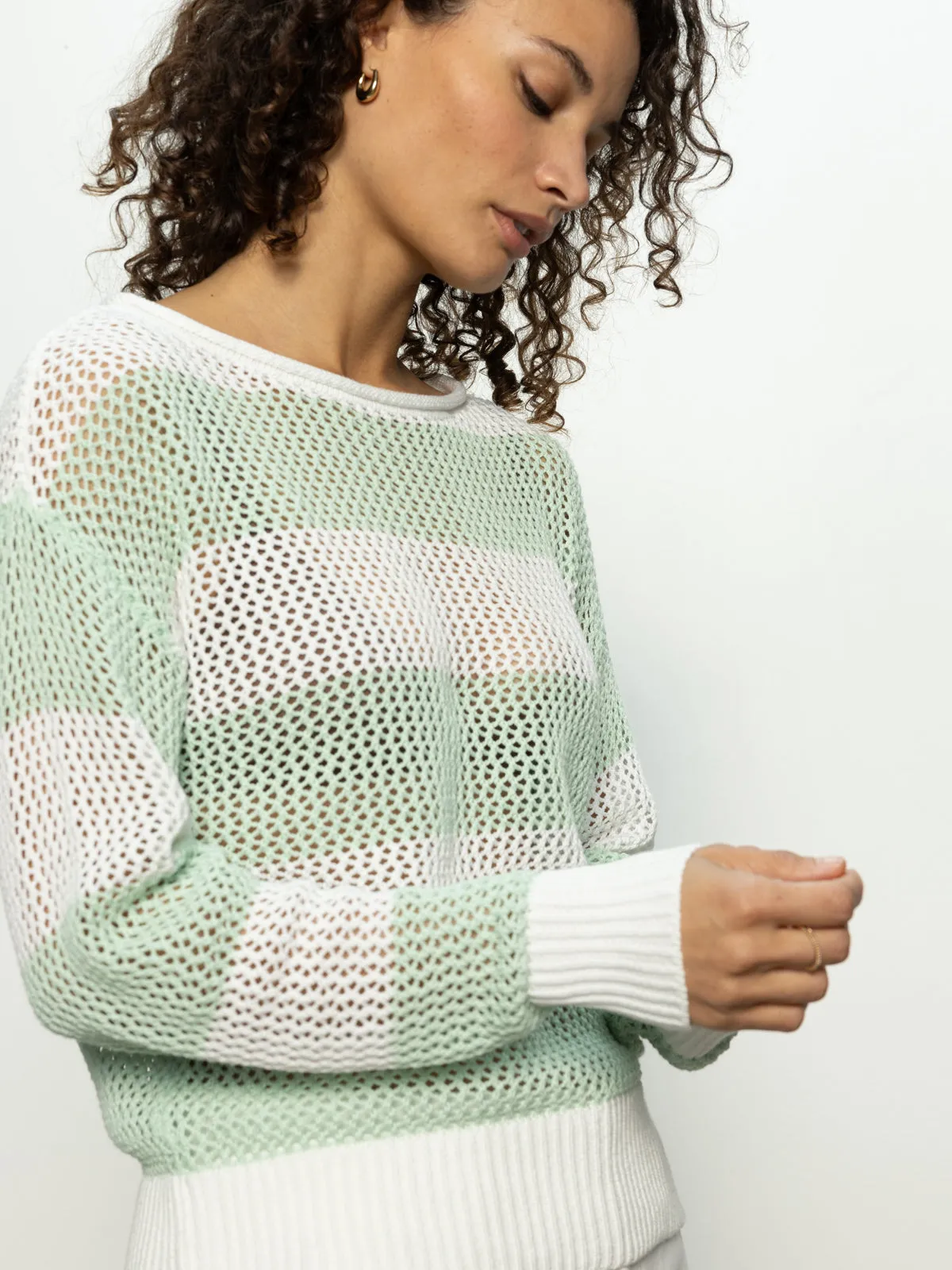Breathable Underarm Gussets Open Knit Sweater Mint Tea / Chalk