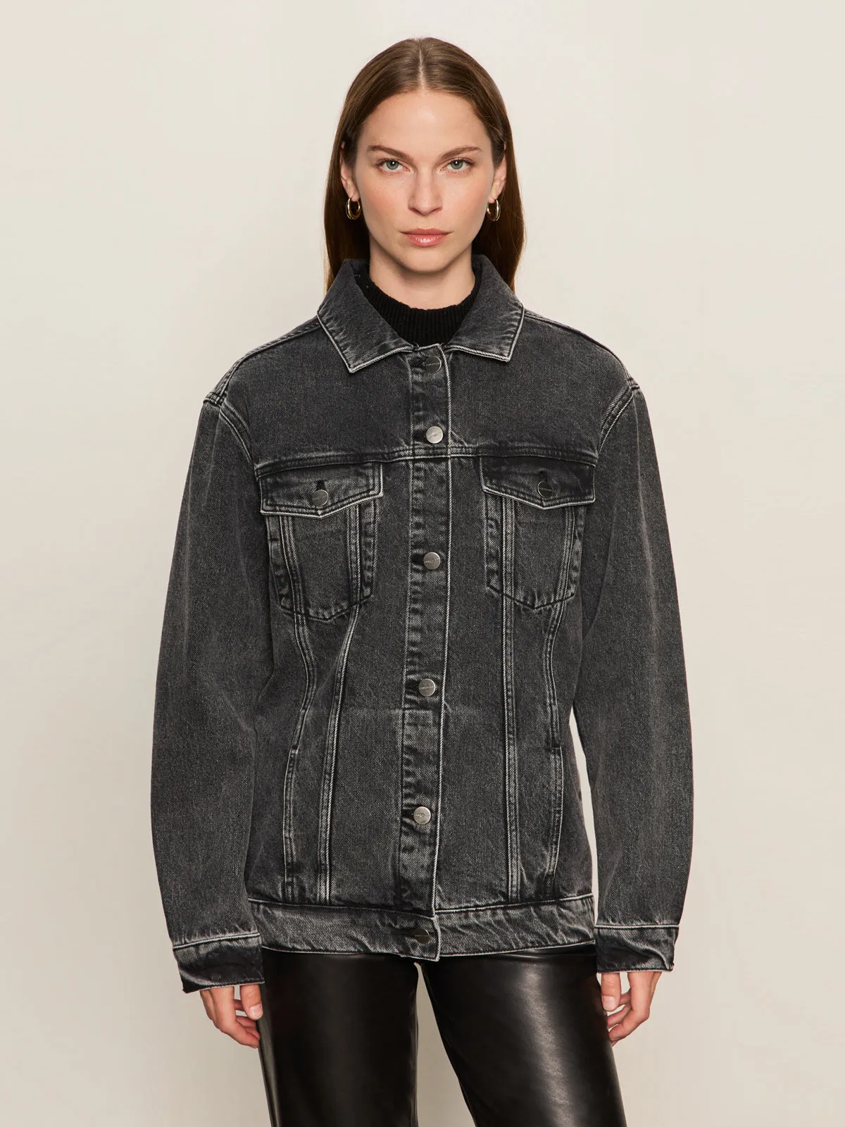 performance day Strategy Boyfriend Trucker Jacket Washed Black Denim